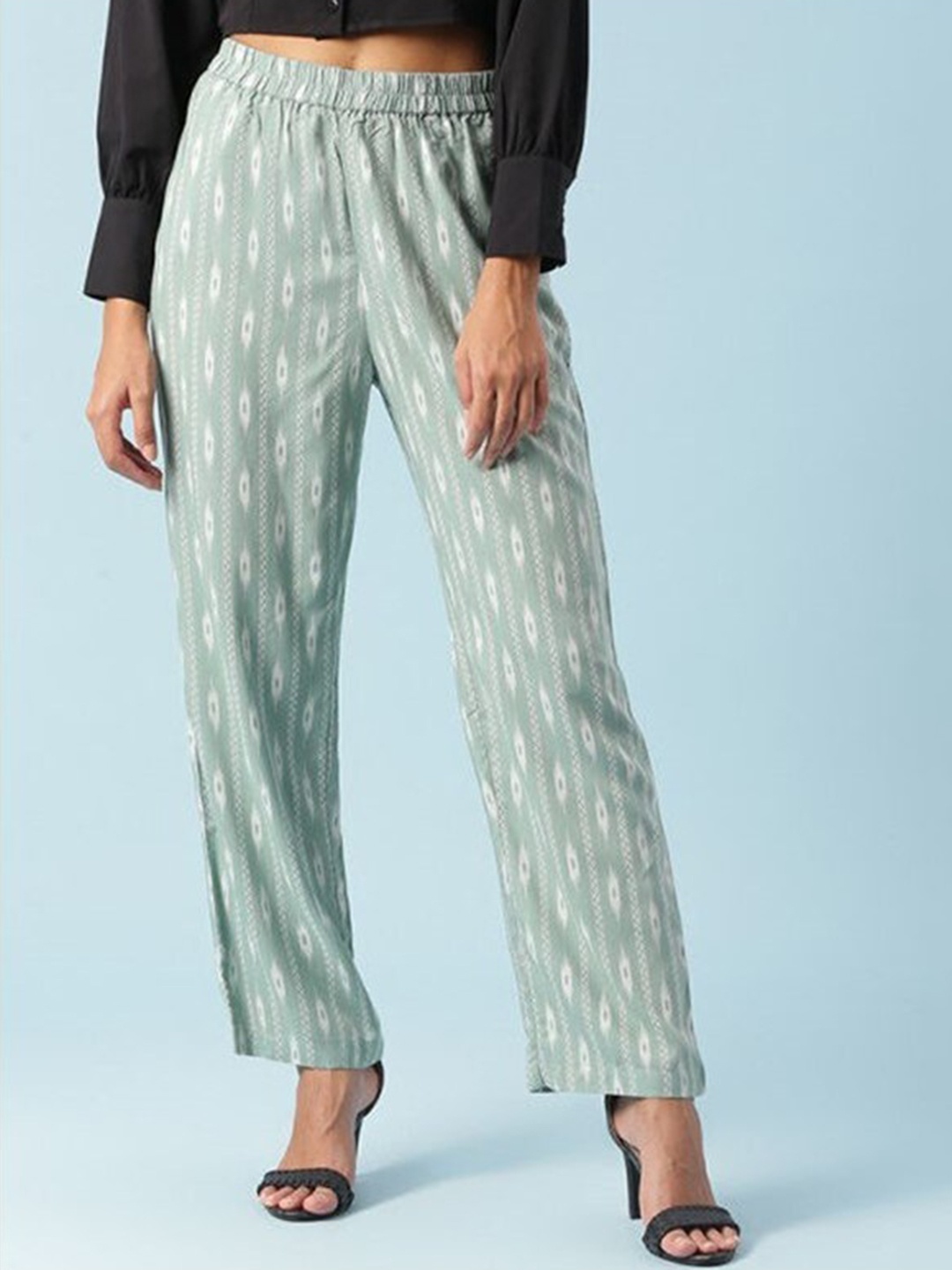 

Aila Women Abstract Printed Ankle-Length Trouser, White