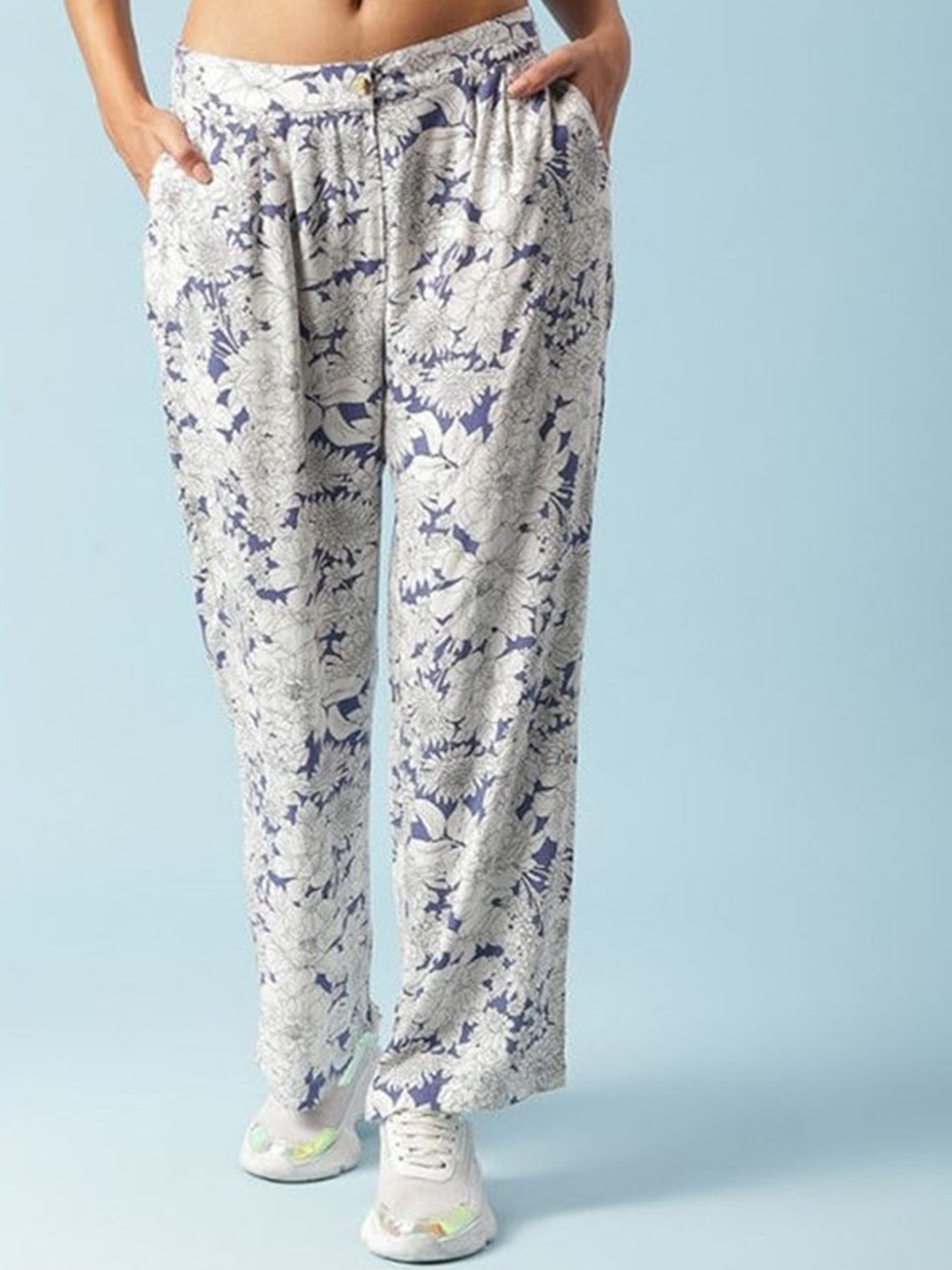 

Aila Women Floral Printed Trousers, White