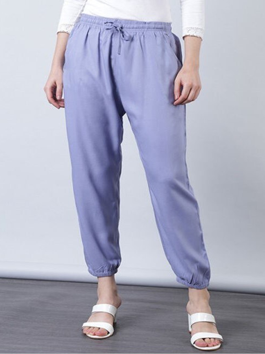 

Aila Women Mid Rise Easy Wash Joggers, Blue