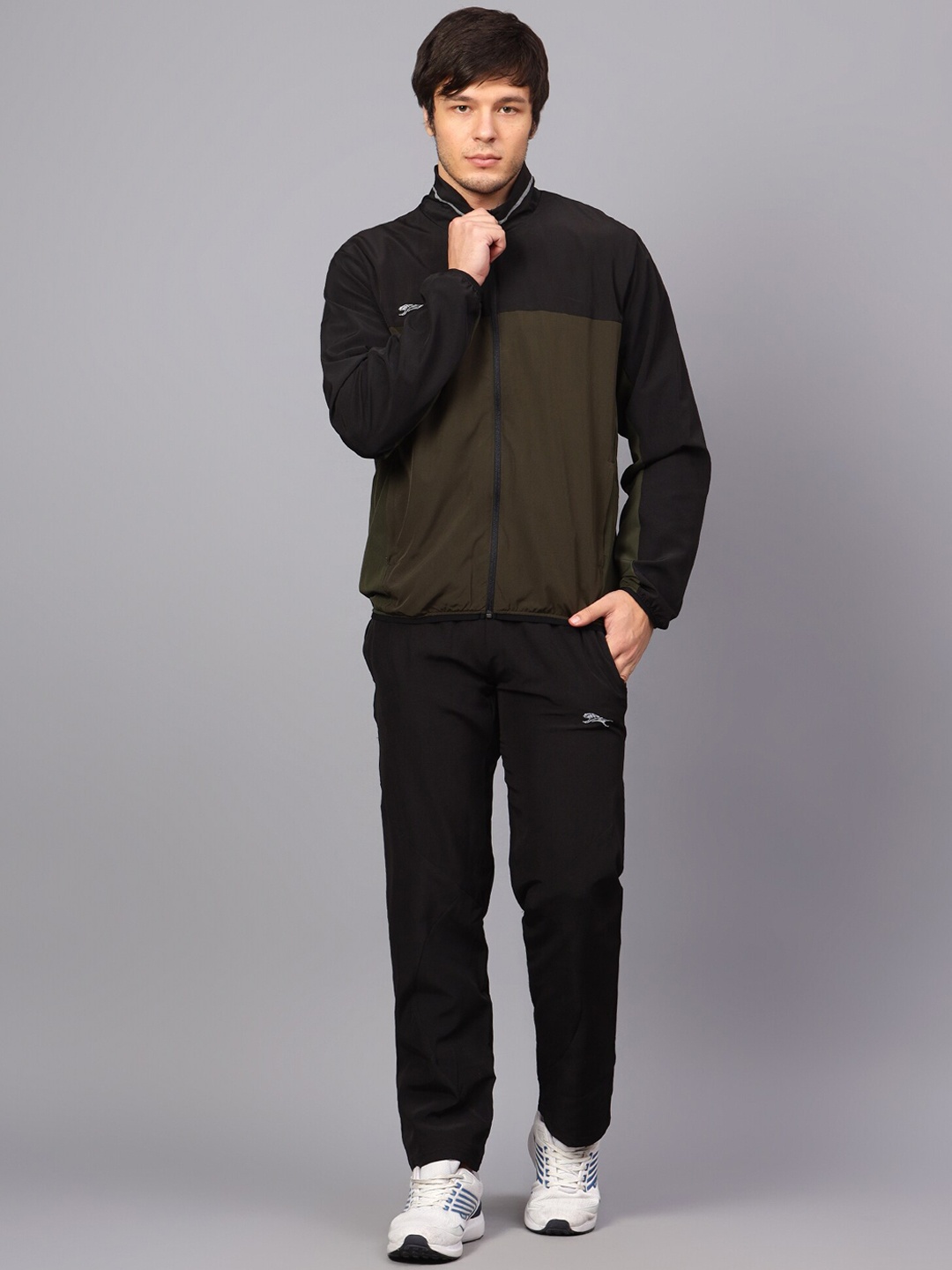 

Shiv Naresh Men Mid-Rise Tracksuits, Olive