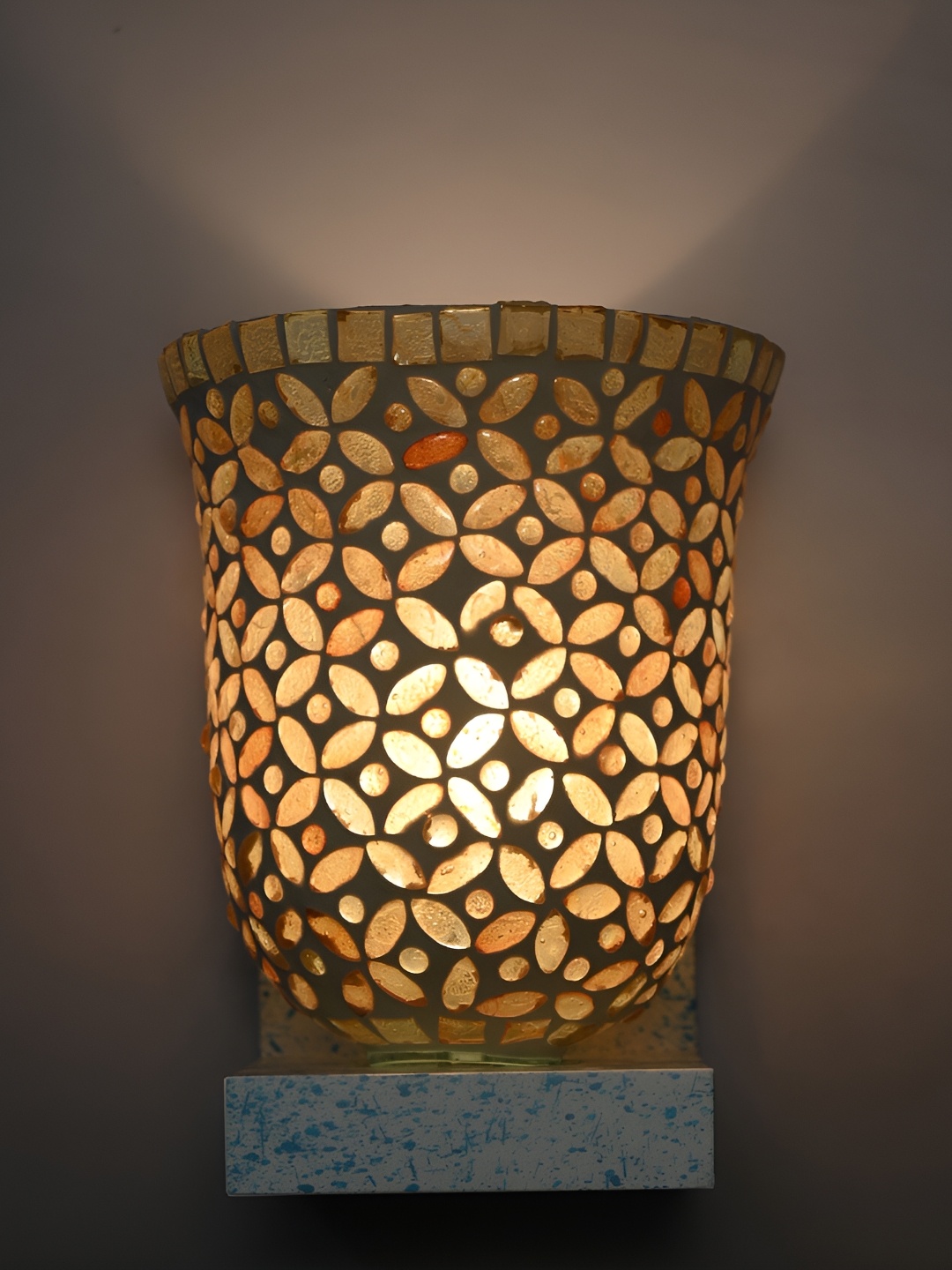 

Afast Gold Toned Textured Abstract Glass Contemporary Wall Lamp