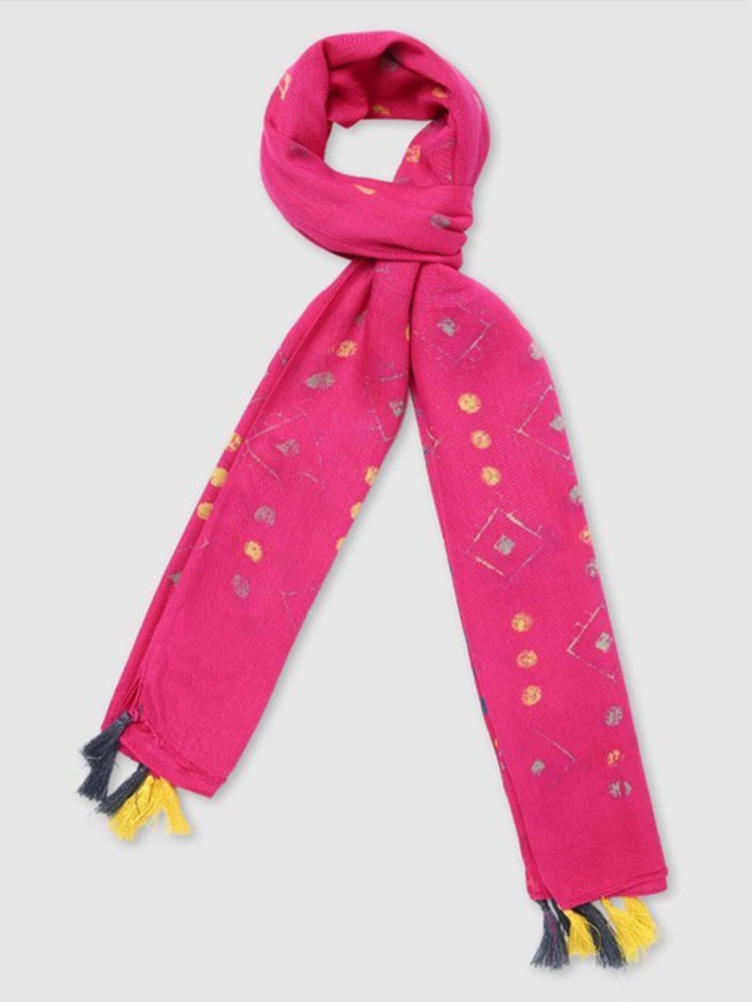 

Aila Women Geometric Printed Scarf, Pink