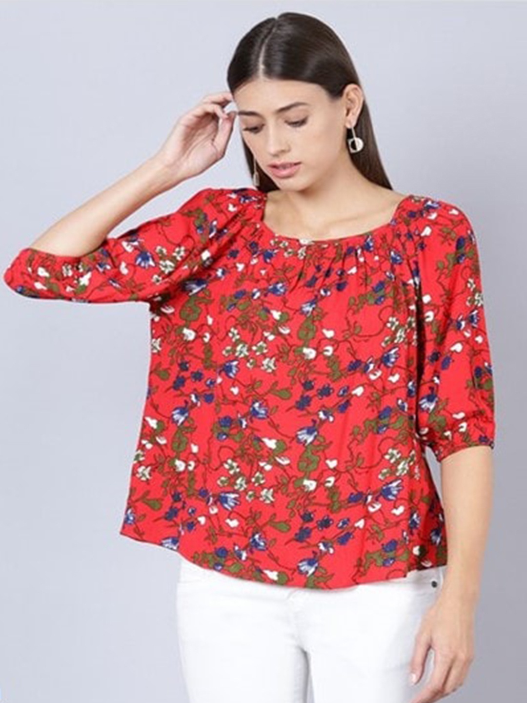 

Aila Floral Printed Keyhole Neck Extended Sleeves Cotton Top, Red