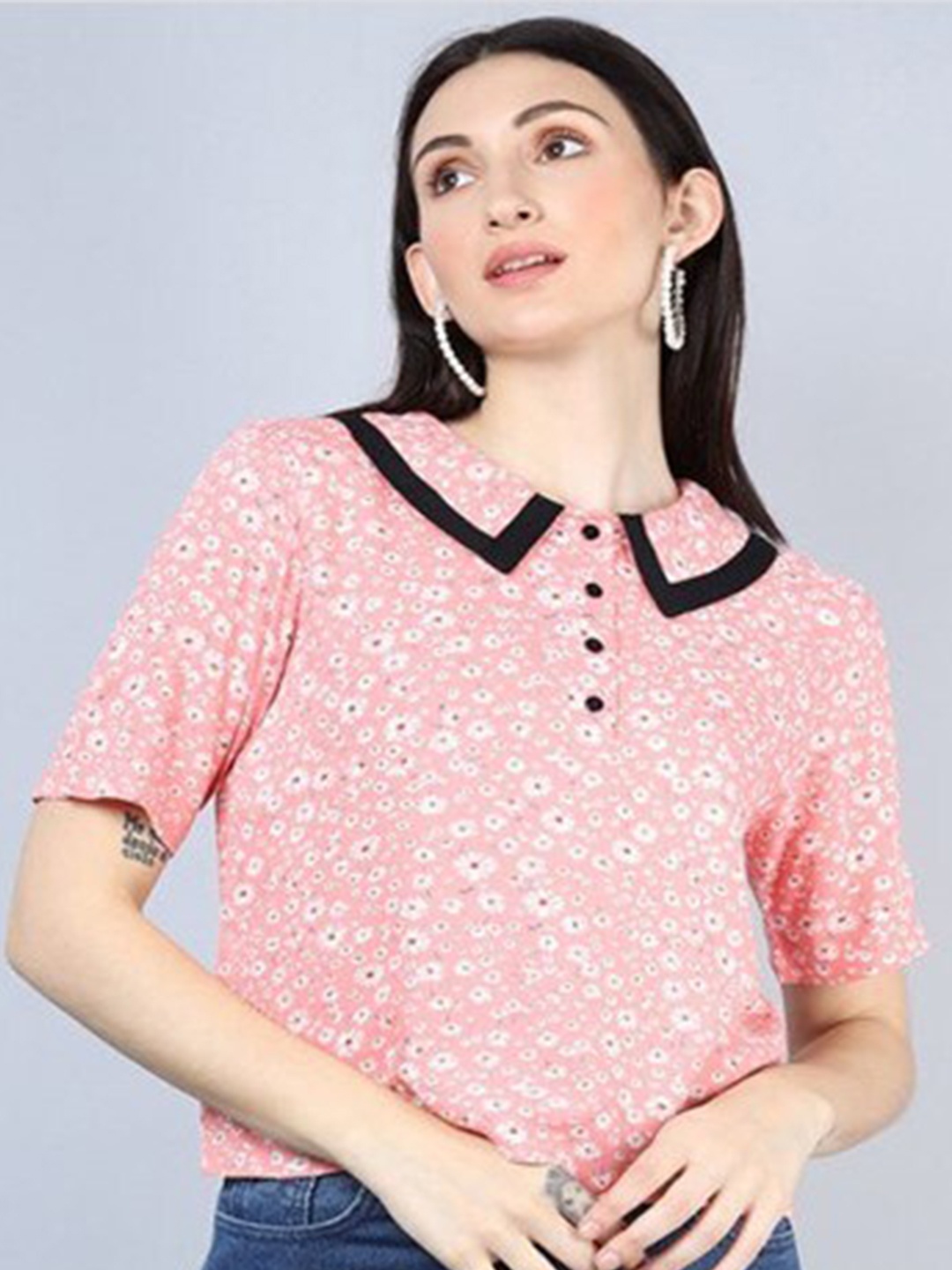 

Aila Floral Printed Peter Pan Collar Regular Top, Pink