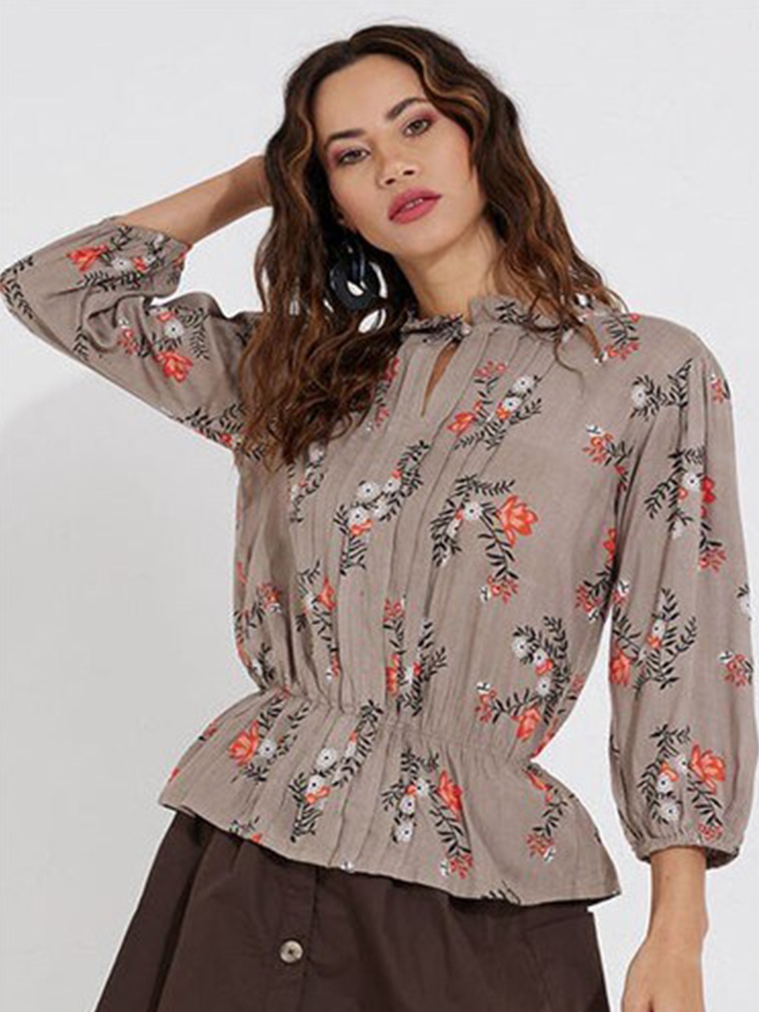 

Aila Floral Printed Keyhole Neck Puff Sleeves Cotton Top, Grey