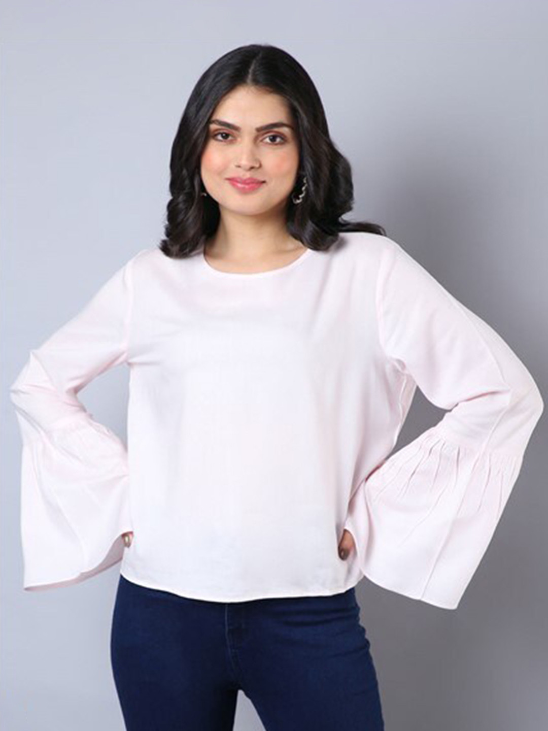 

Aila Round Neck Bell Sleeves Top, Pink