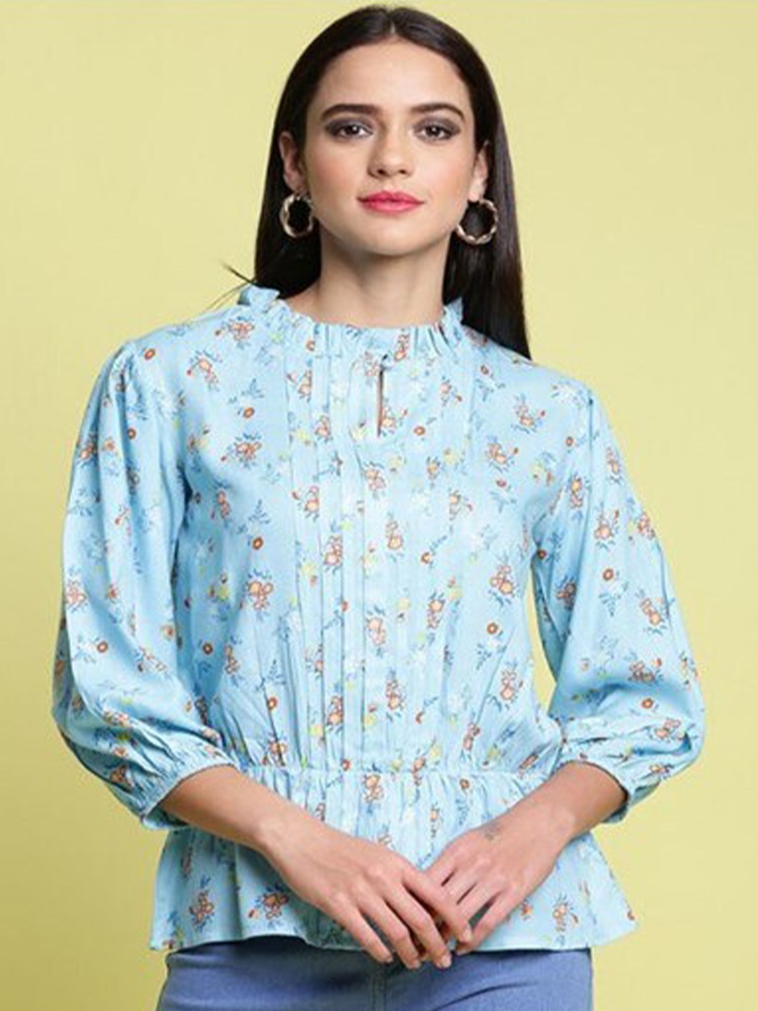 

Aila Floral Printed Keyhole Neck Cotton Top, Blue