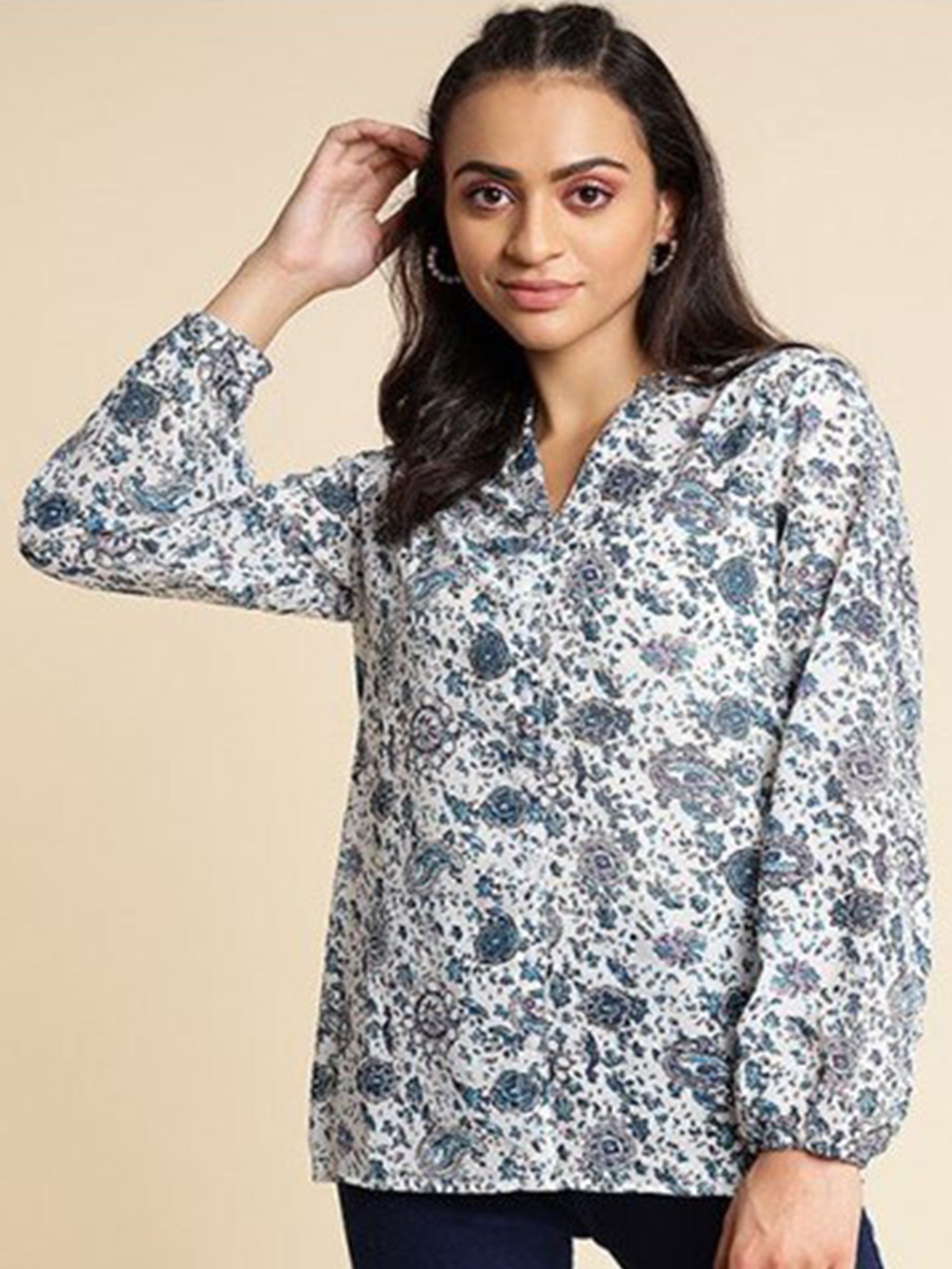 

Aila Floral Printed V-Neck Cotton Top, White