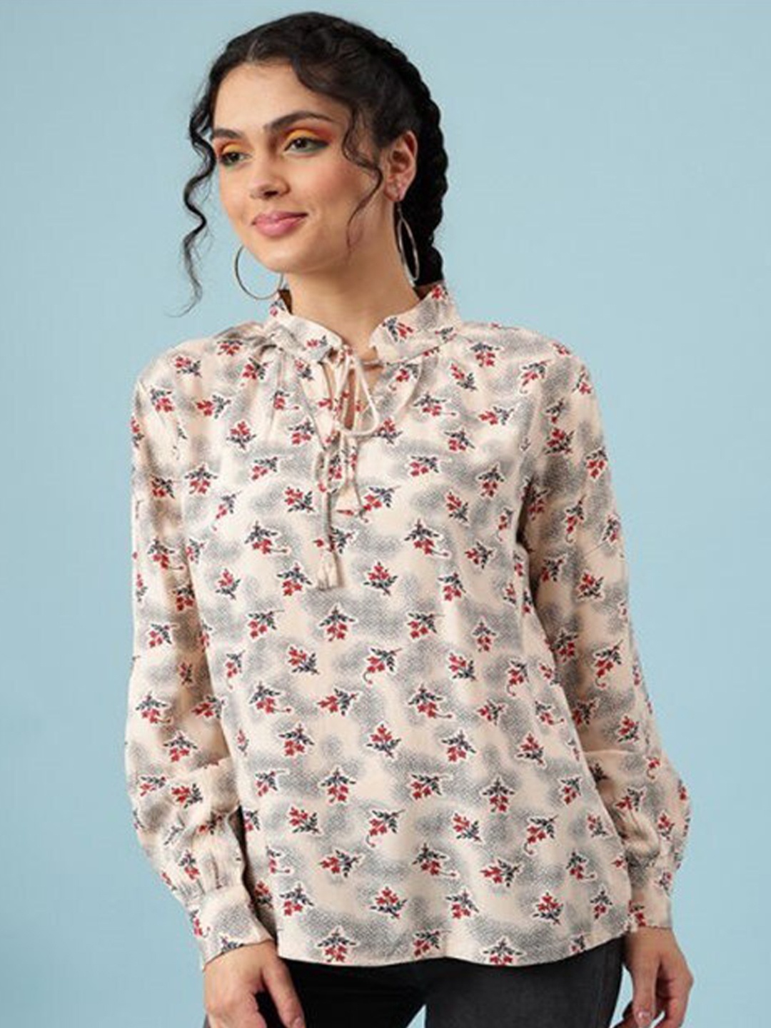 

Aila Floral Printed Cotton Regular Top, Cream