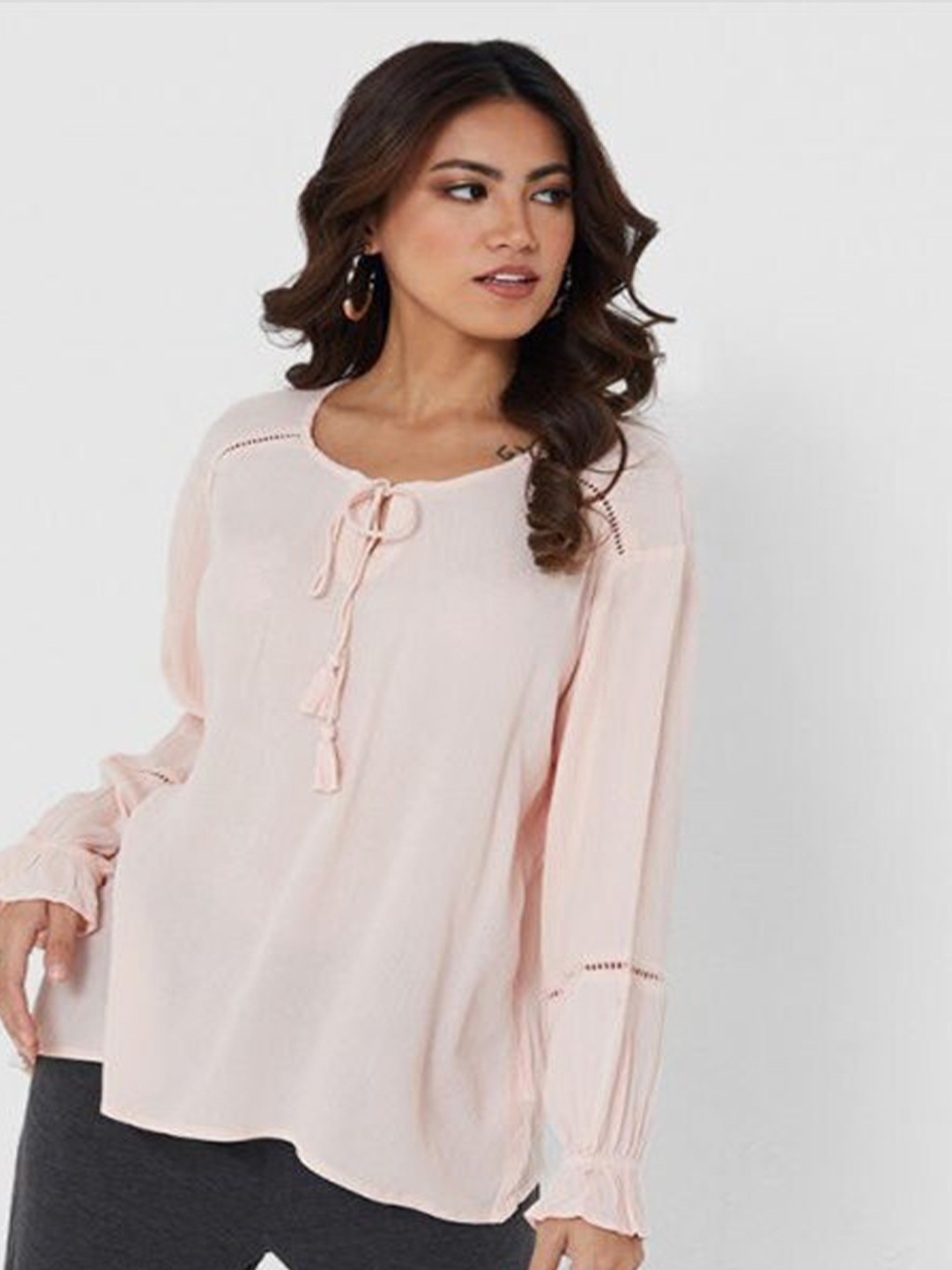 

Aila Tie-Up Neck Cuffed Sleeves Regular Top, Pink