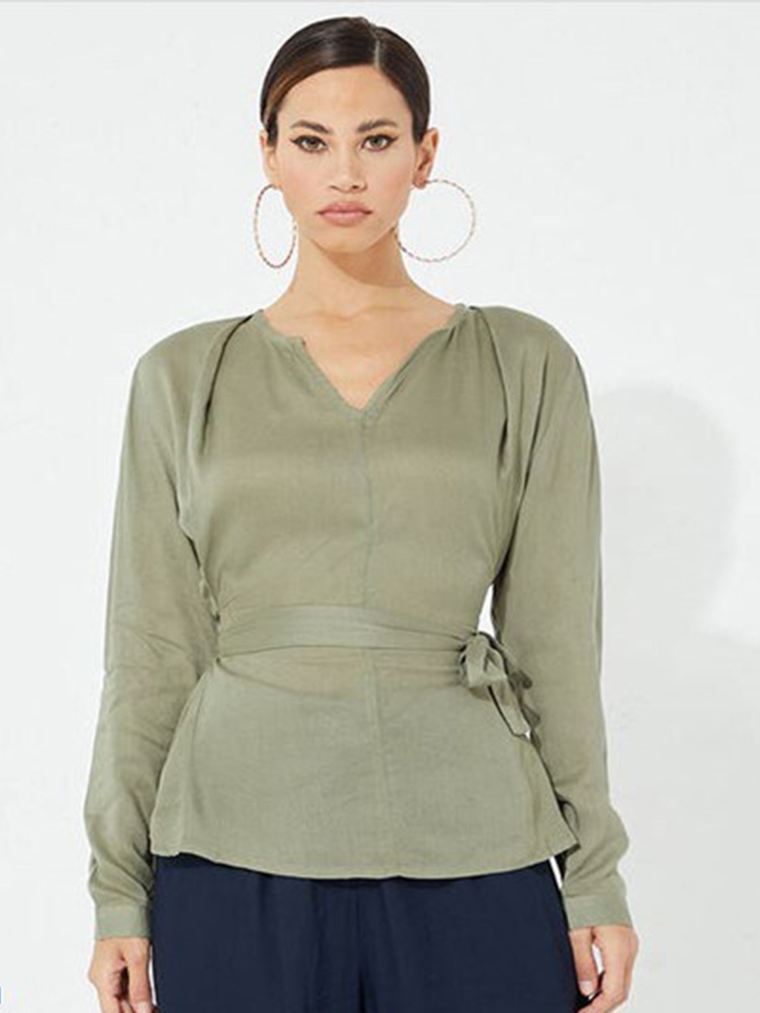 

Aila Notched Neck Tie-Up Detail Cotton Top, Green