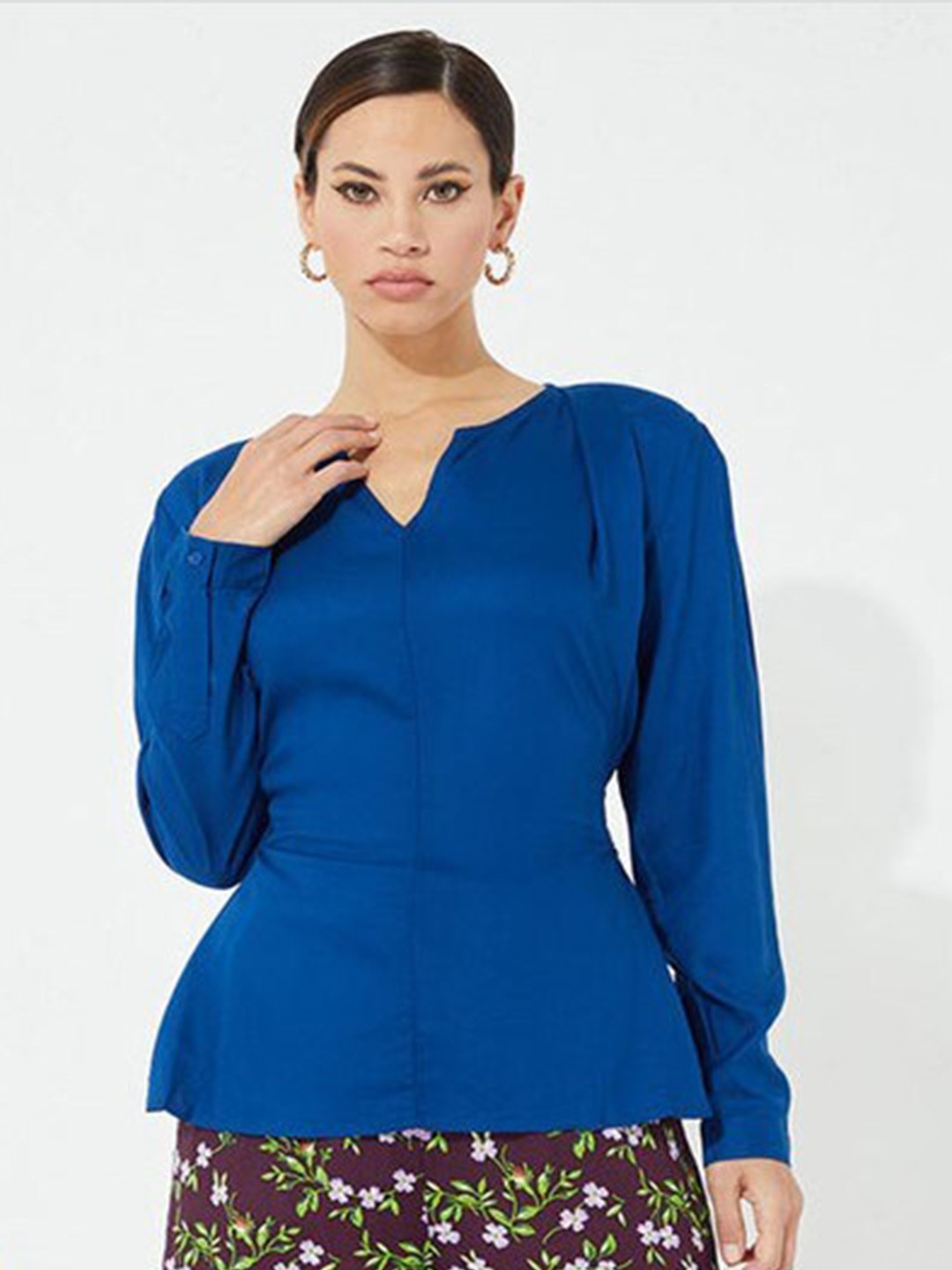 

Aila Puff Sleeve Cinched Waist Top, Blue