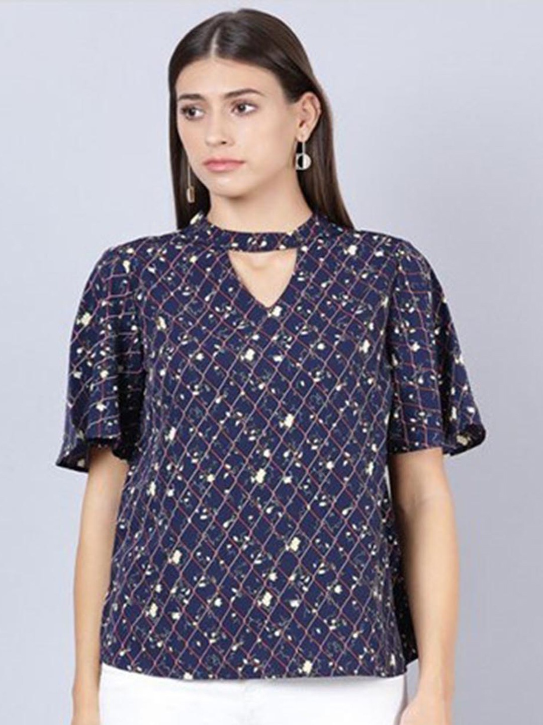 

Aila Geometric Printed Keyhole Neck Top, Blue