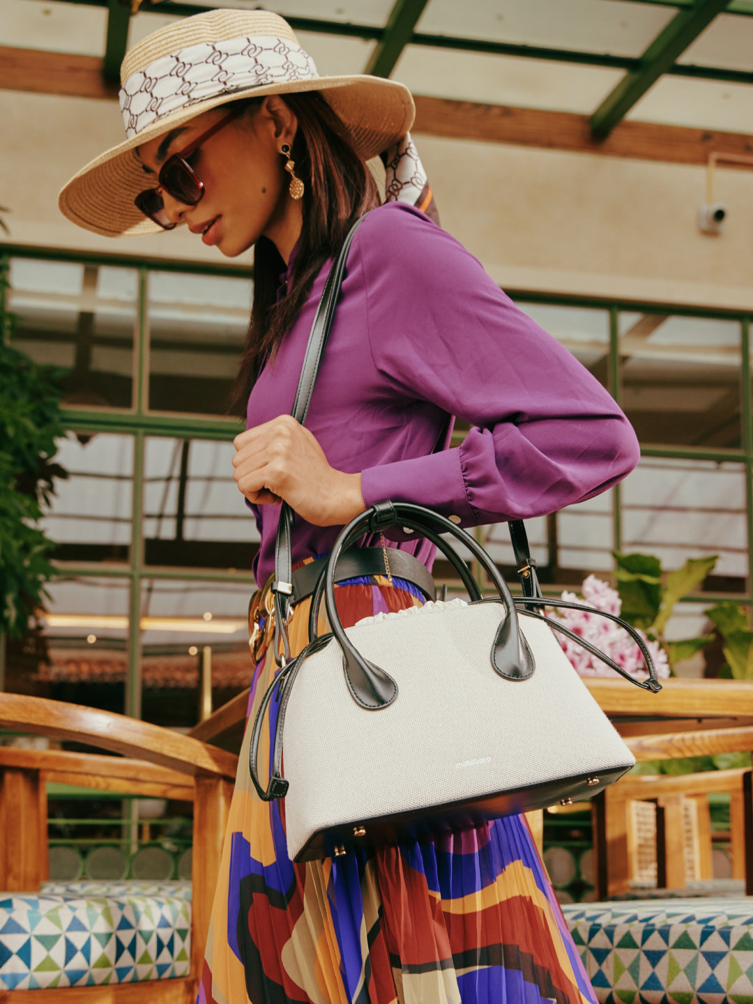 

MOKOBARA Textured Leather Structured Handheld Bag, White