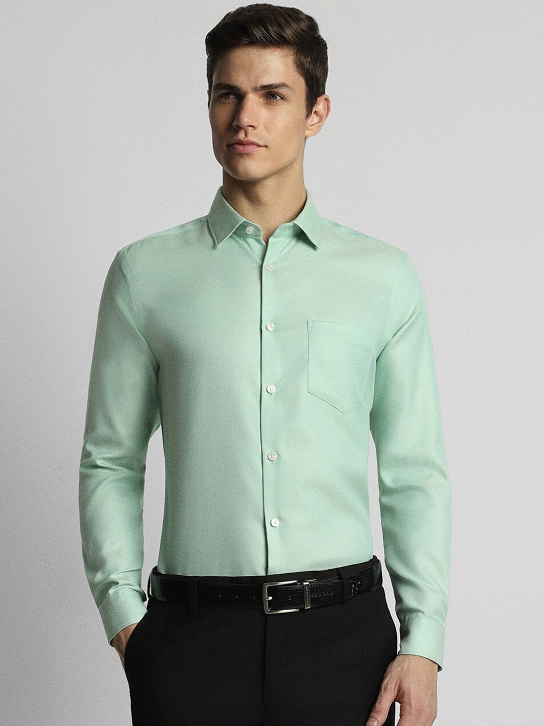 

Peter England Elite Slim Fit Pure Cotton Formal Shirt, Green