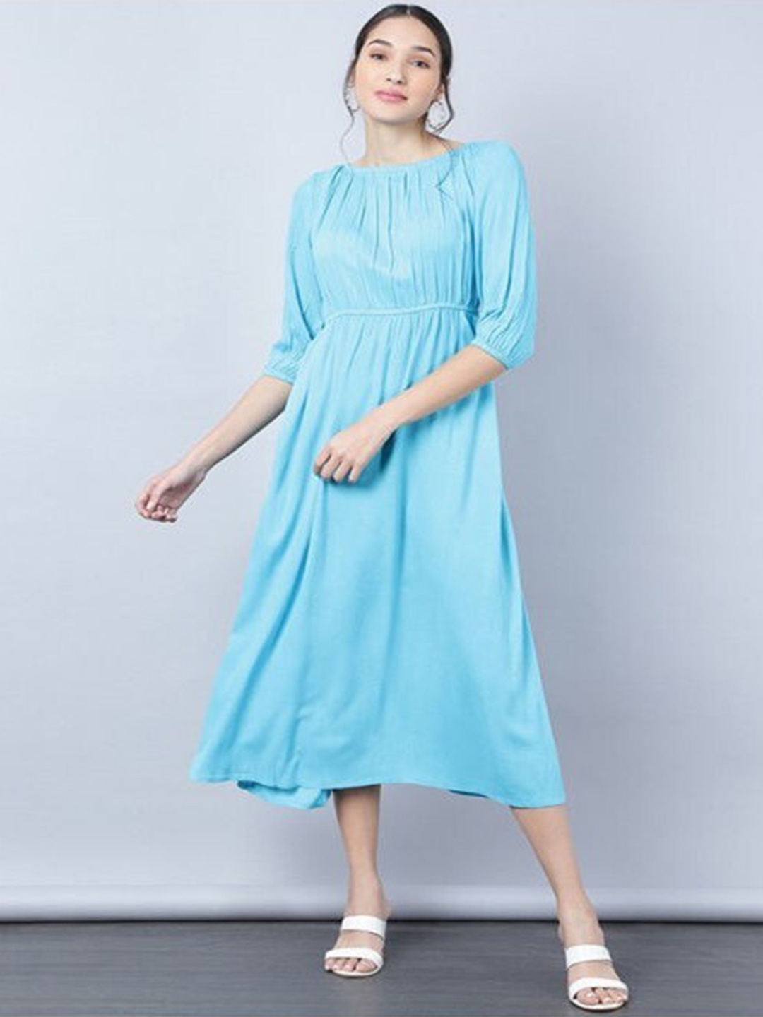 

Aila Round Neck Cuffed Sleeves Gathered Fit & Flare Midi Dress, Blue