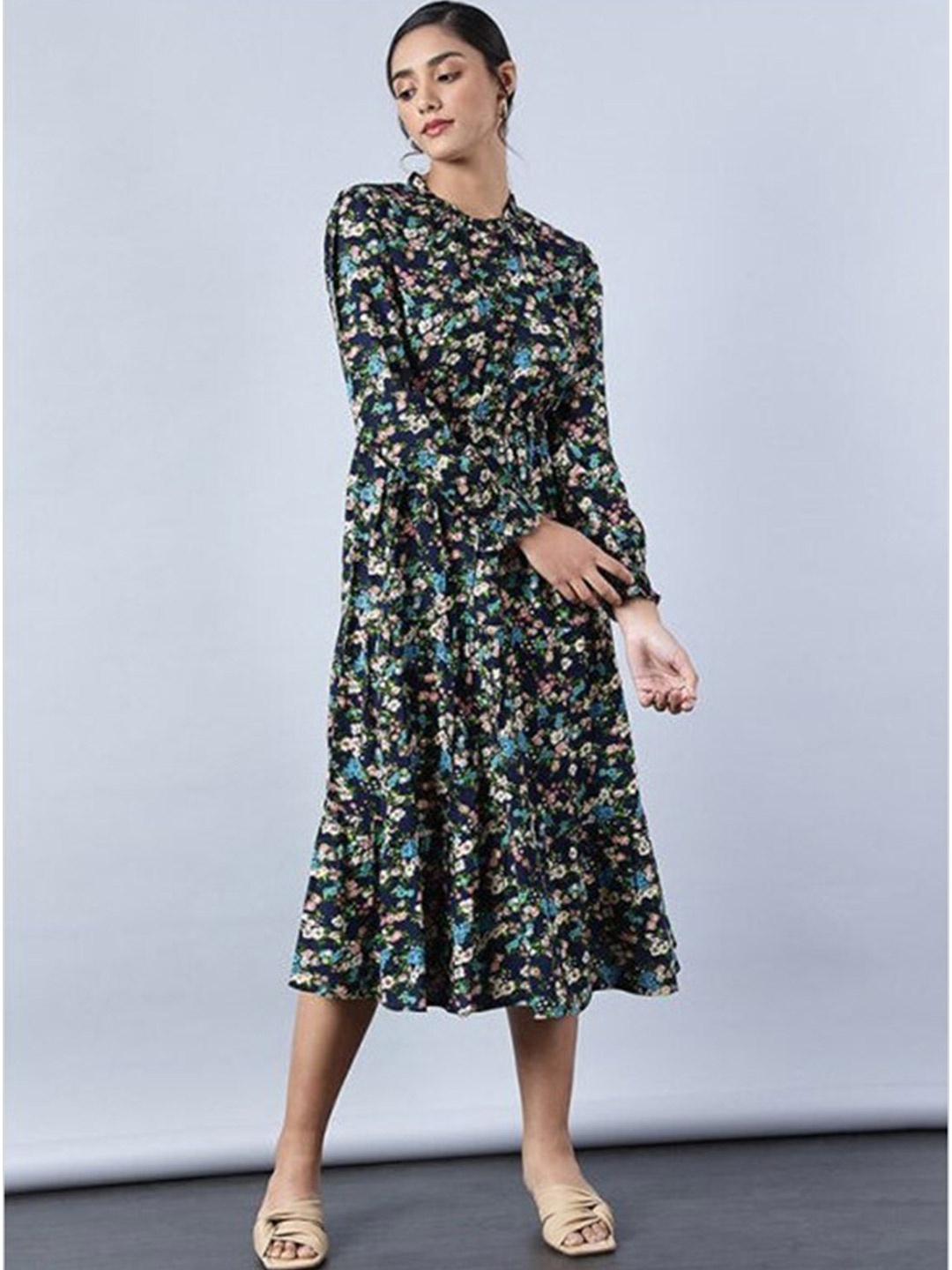 

Aila Floral Printed Puffed Sleeves Fit & Flare Midi Dress, Navy blue