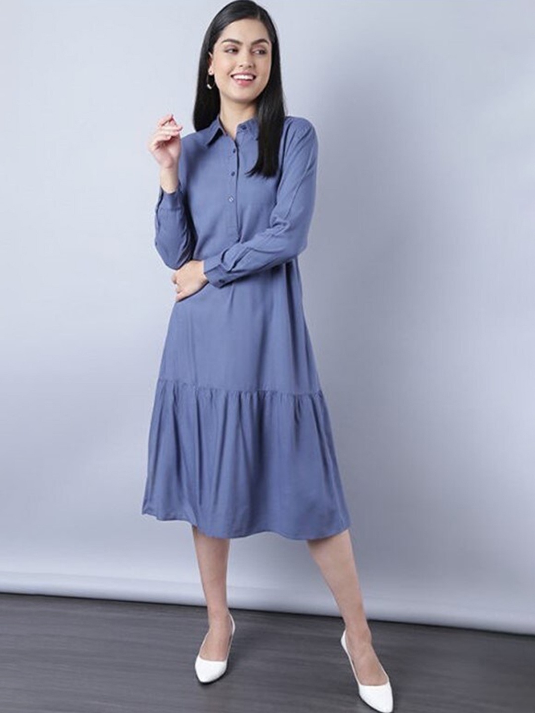 

Aila Cuffed Sleeves Shirt Midi Dress, Grey