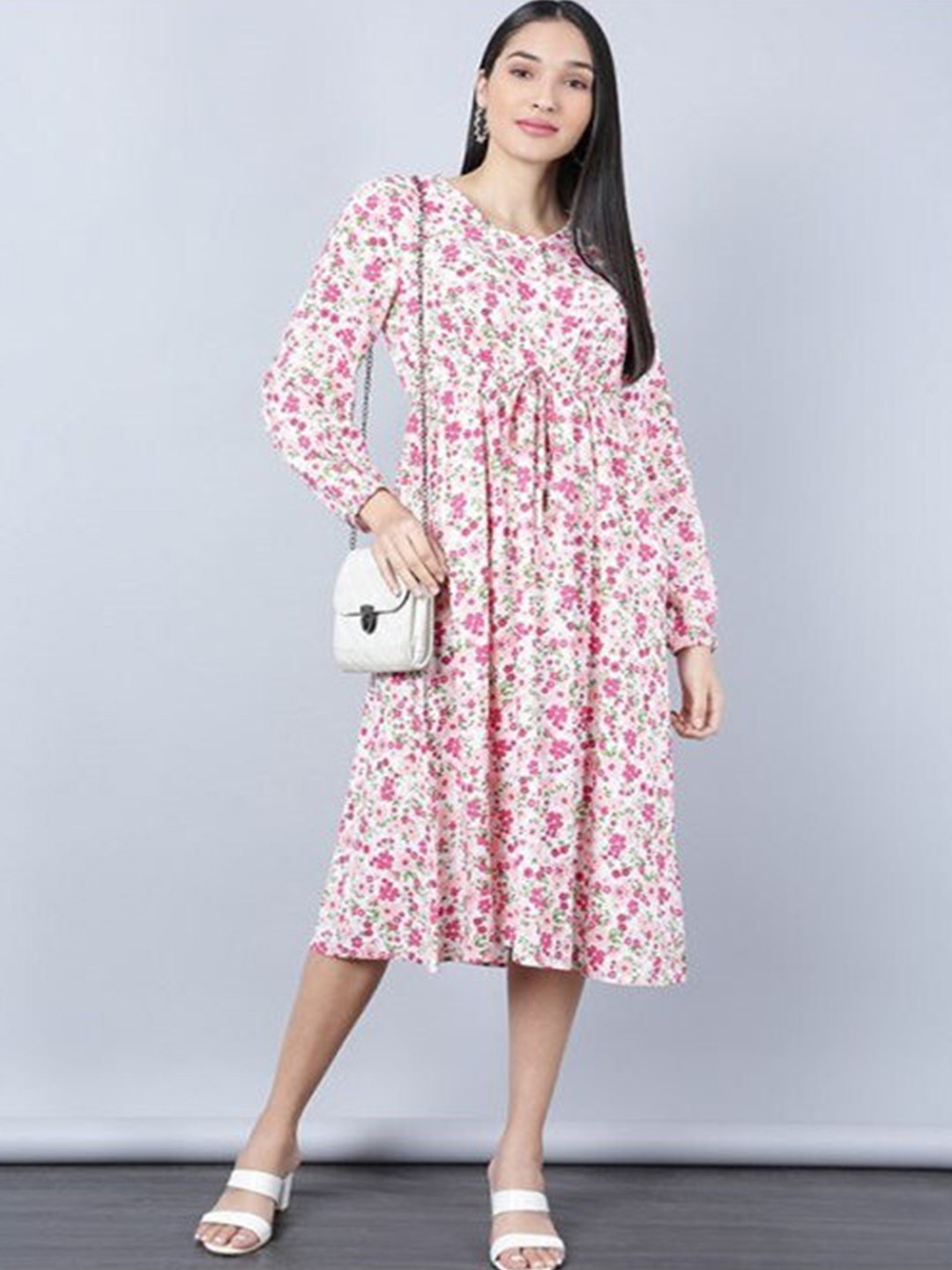 

Aila Floral Printed Puff Sleeves Gathered Detailed Fit & Flare Midi Dress, White