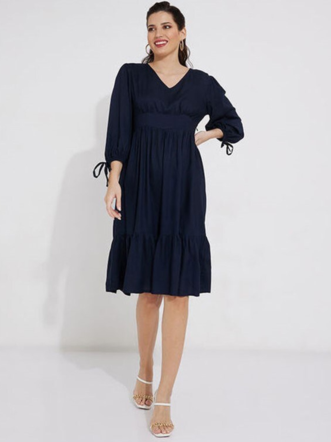 

Aila V-Neck Gathered A-Line Dress, Navy blue