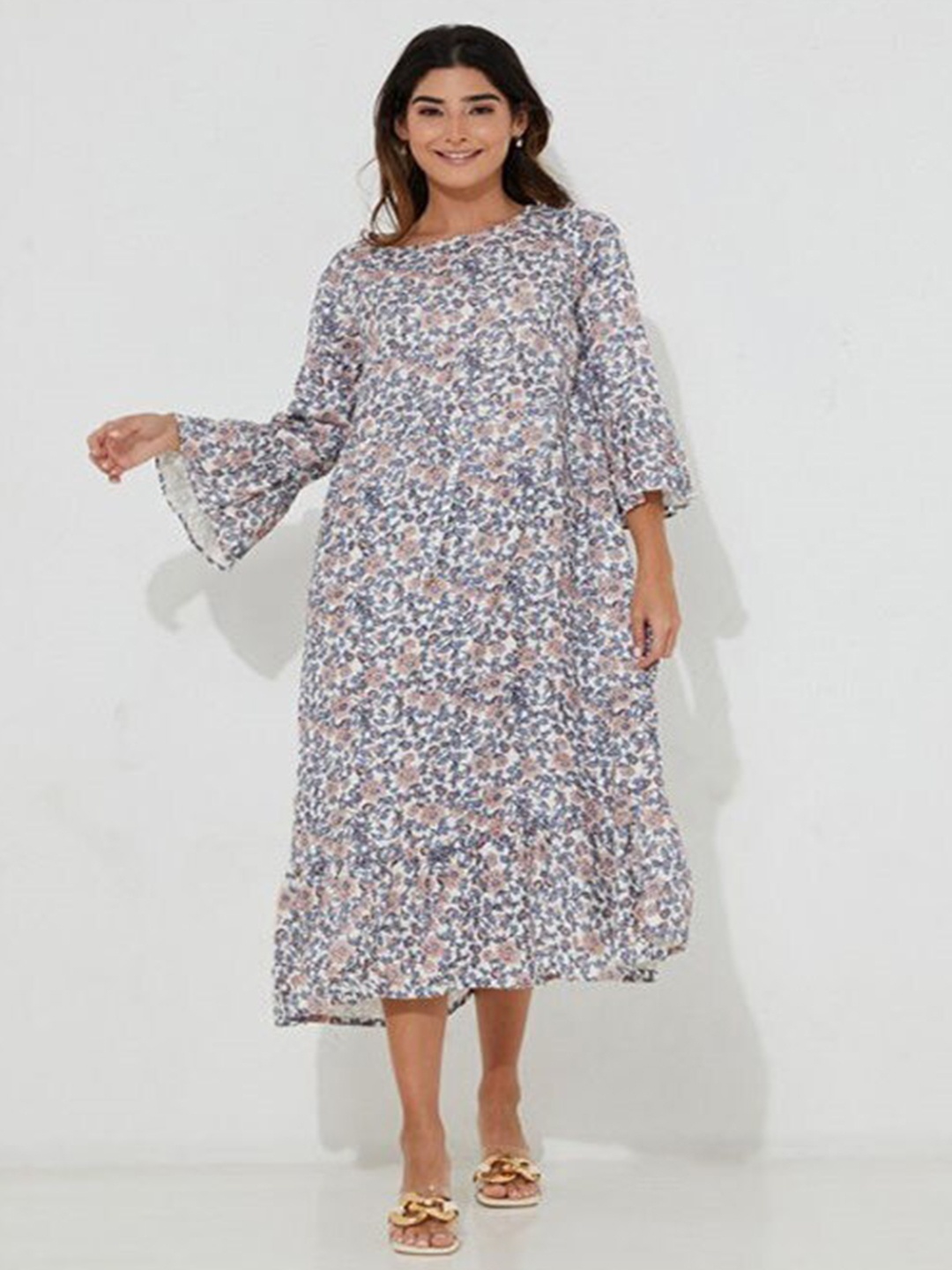 

Aila Abstract Round Neck Bell Sleeves Cotton Fit and Flare Dress, Purple