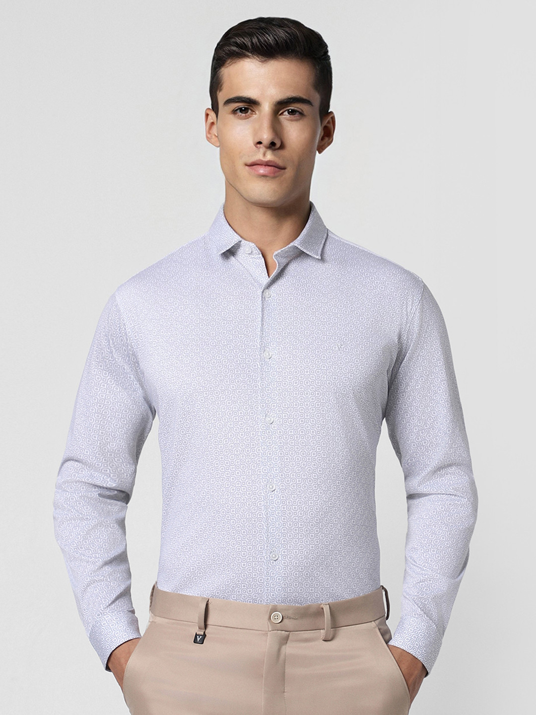 

V Dot Men White Slim Fit Printed Party Shirt