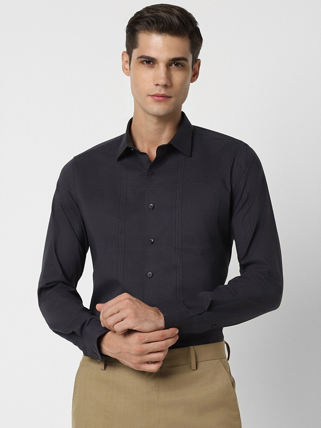 

Van Heusen Slim Fit Checked Formal Shirt, Black