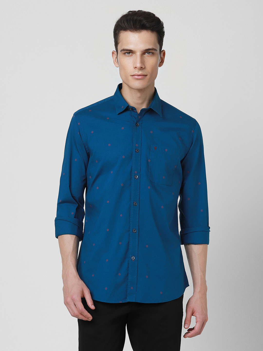 

Van Heusen Sport Men Blue Slim Fit Printed Casual Shirt