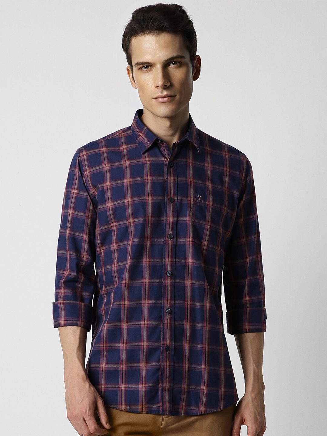 

Van Heusen Sport Checked Slim Fit Pure Cotton Casual Shirt, Navy blue