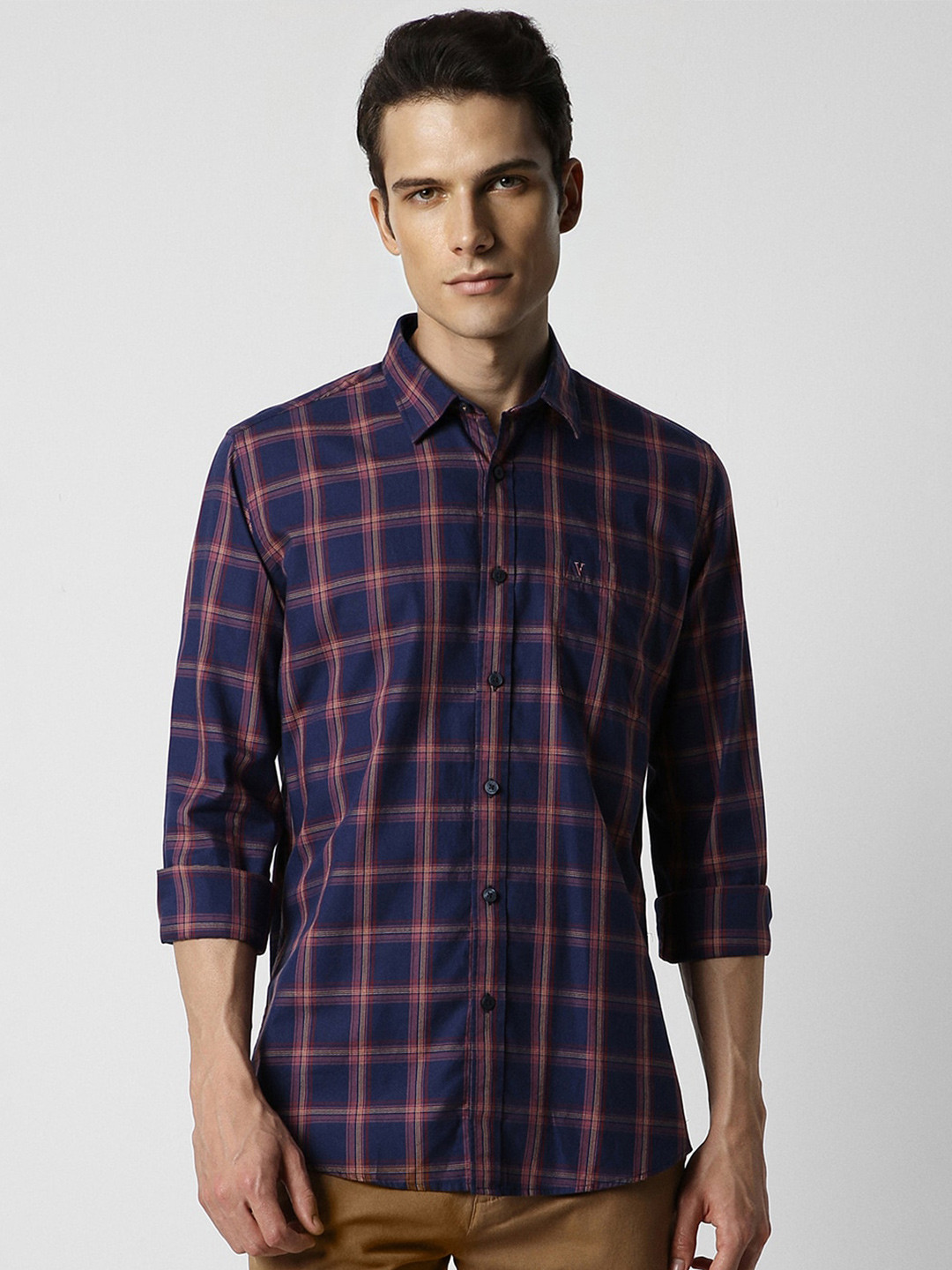 

Van Heusen Sport Checked Slim Fit Pure Cotton Casual Shirt, Navy blue