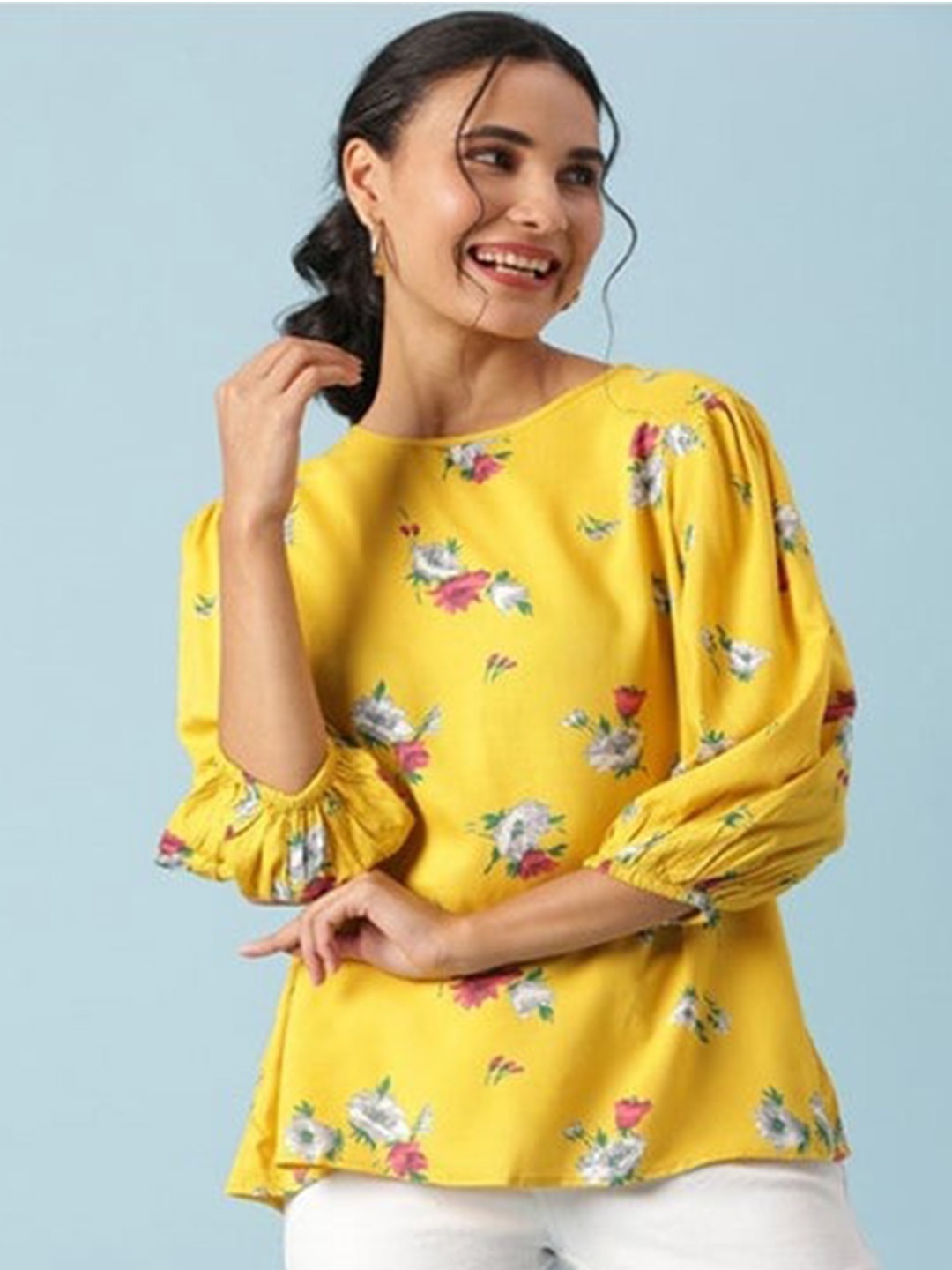 

Aila Yellow & White Floral Print Cotton Top