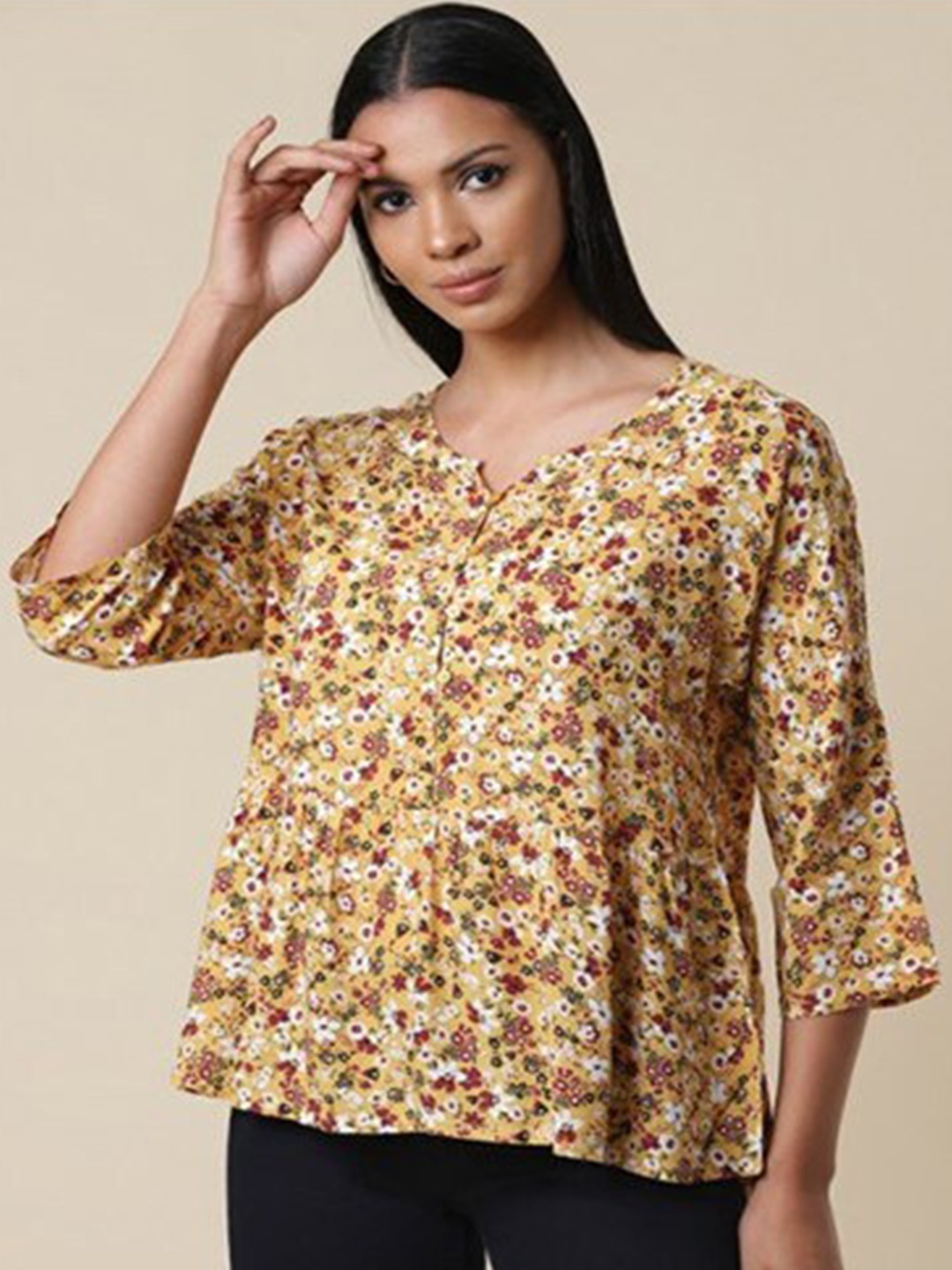 

Aila Floral Printed V-Neck Top, Mustard