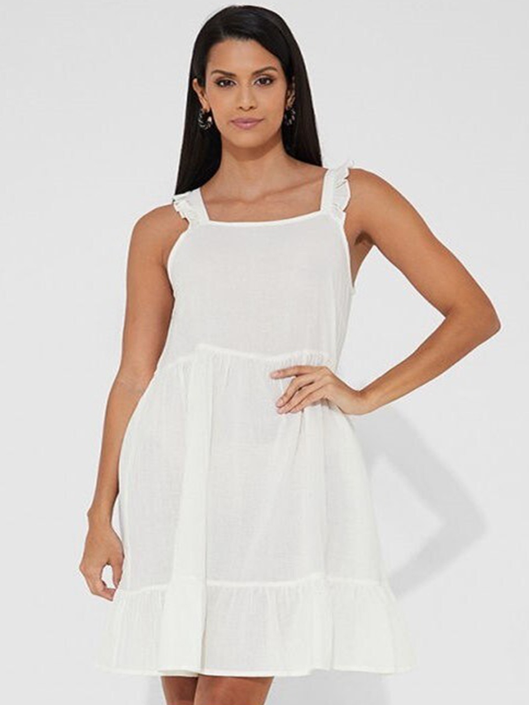 

Aila Shoulder Straps Gathered A-Line Midi Dress, White