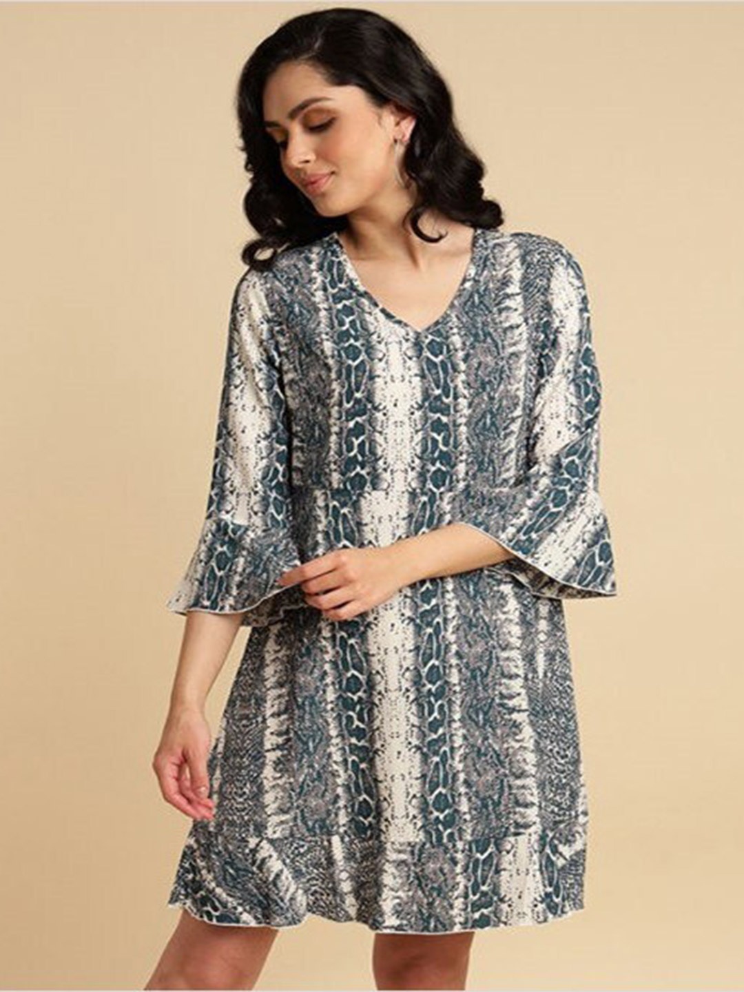 

Aila Abstract Printed V-Neck A-Line Dress, Teal