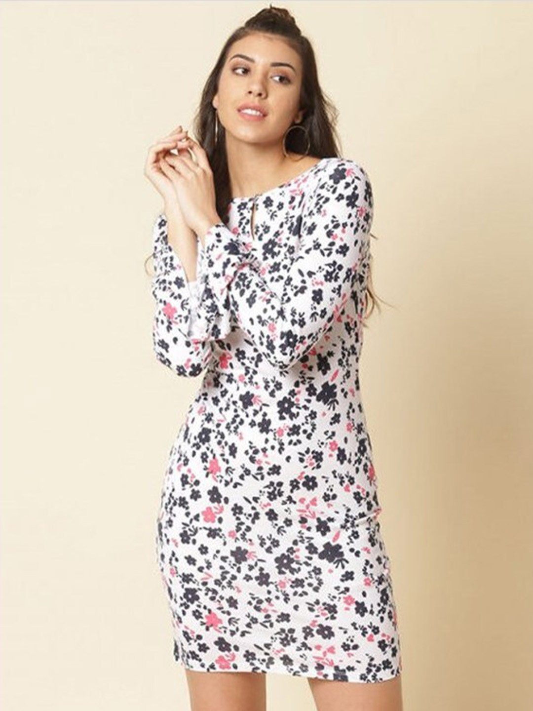 

Aila Floral Printed Keyhole Neck Cotton Sheath Midi Dress, White