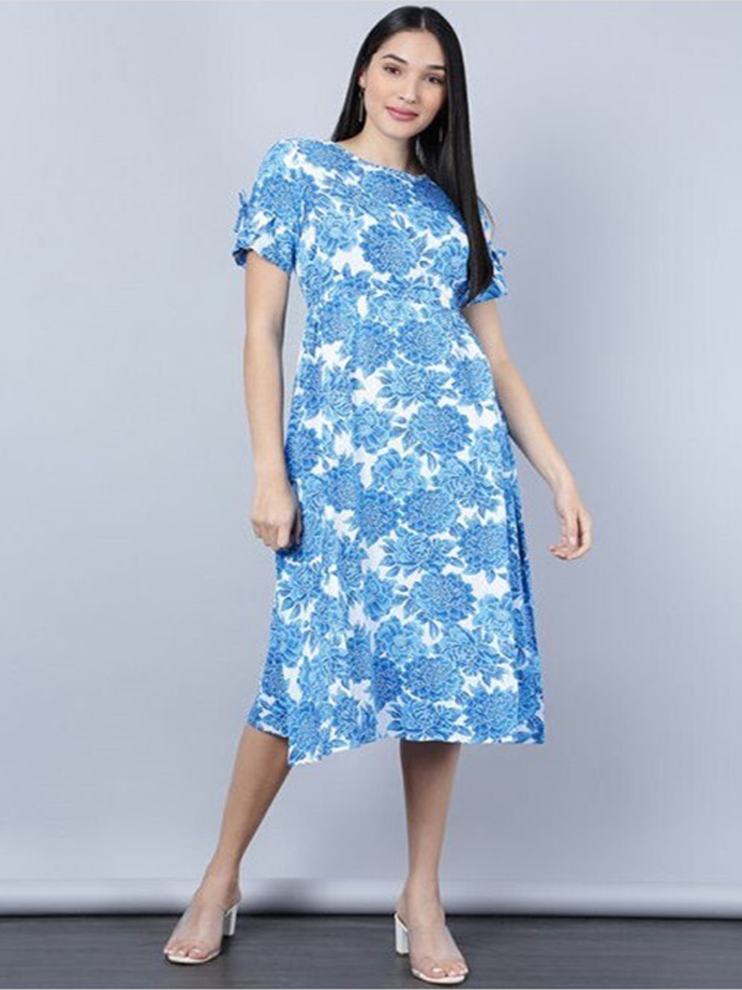 

Aila Floral Printed Fit & Flare Midi Dress, Blue