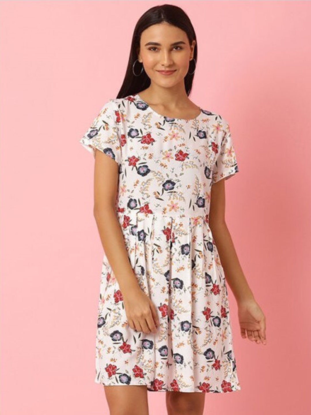 

Aila Floral Printed Pleated Detailed Fit & Flare Dress, White
