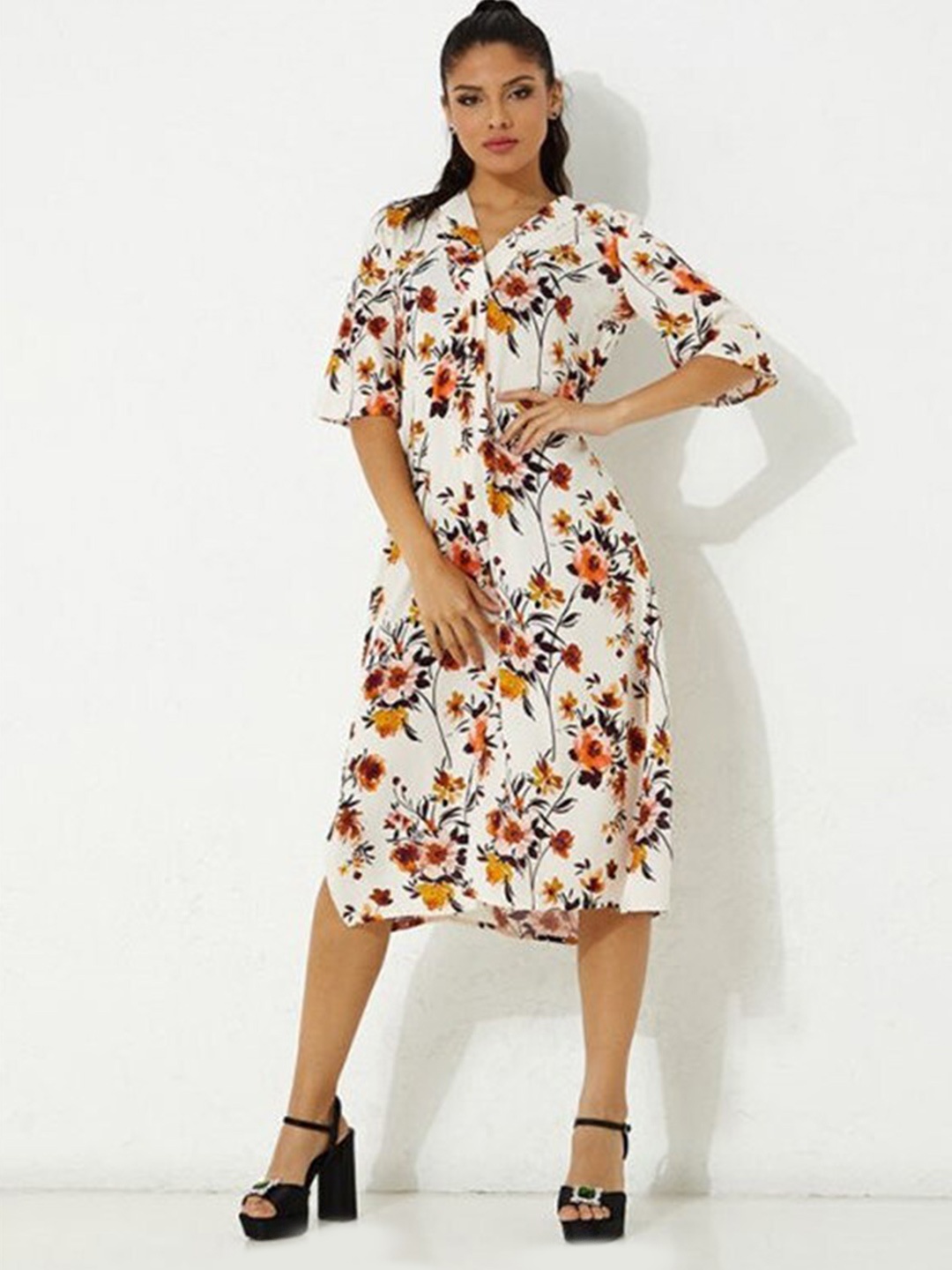 

Aila Floral Printed V-Neck A-Line Midi Dress, White