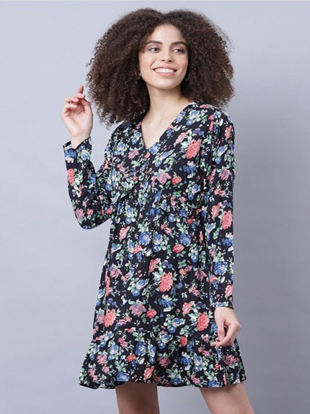 

Aila Floral Print V-Neck Long Sleeves A-Line Mini Dress, Black