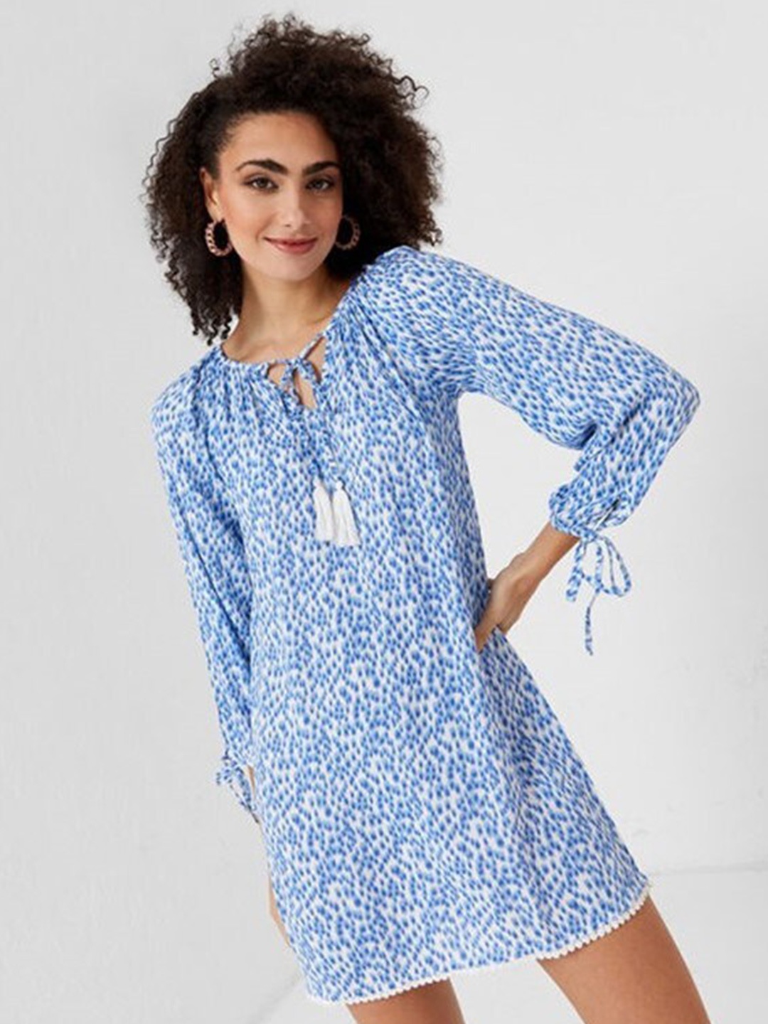 

Aila Abstract Printed Tie-Up Neck A-Line Mini Dress, Blue