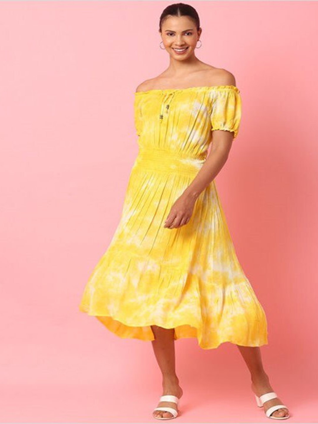 

Aila Abstract printed Off-Shoulder Smocked Fit & Flare Dress, Yellow