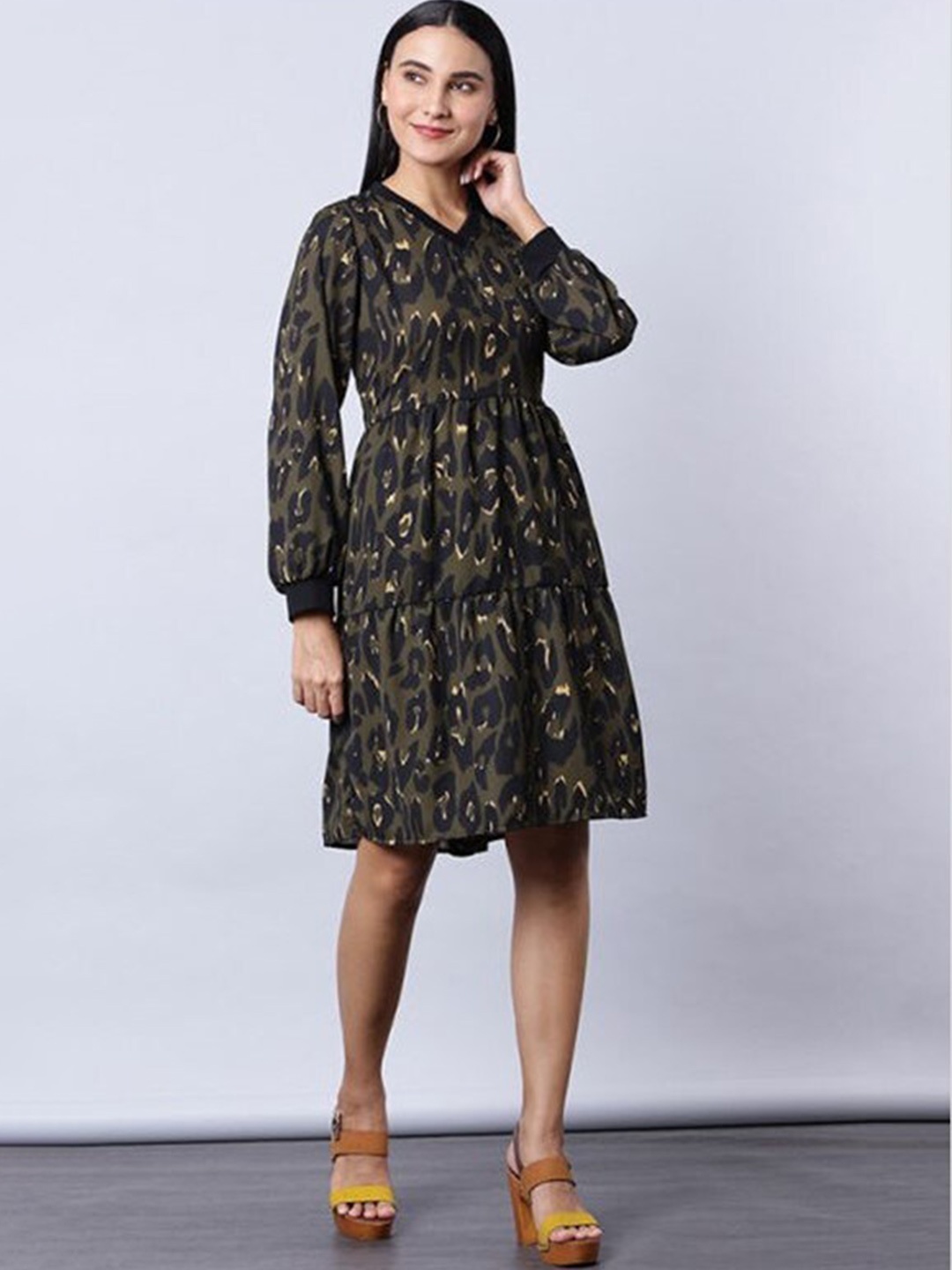 

Aila Abstract Printed Puffed Sleeves Fit & Flare Dress, Black
