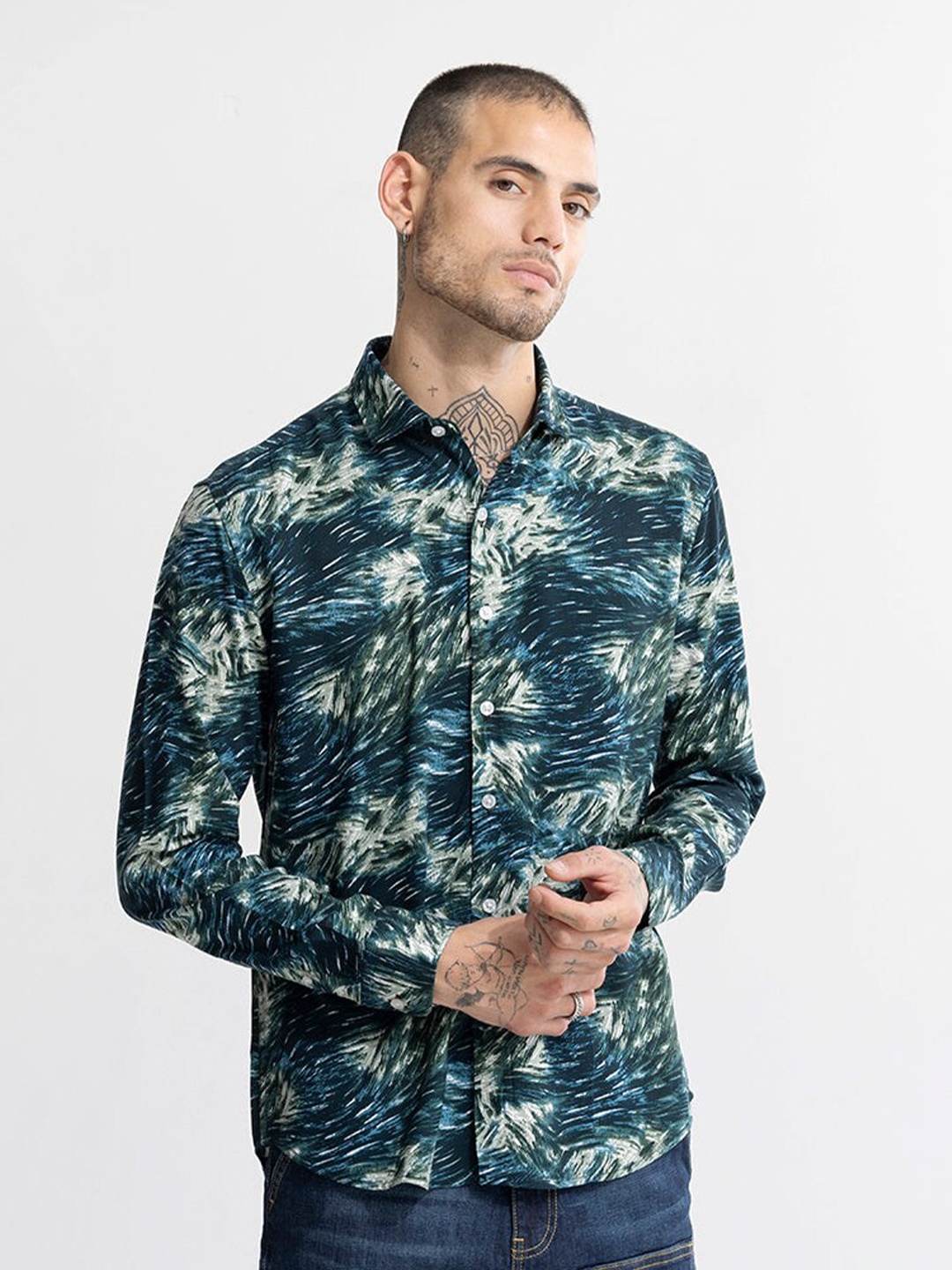 

Snitch Blue Abstract Printed Classic Slim Fit Casual Shirt