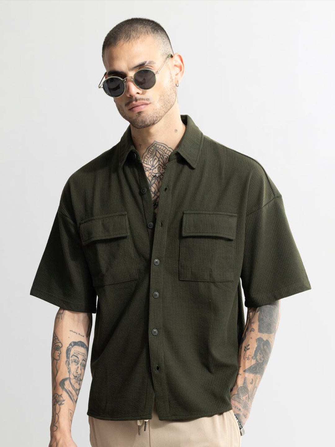 

Snitch Olive Green Self Design Textured Classic Oversized Casual Shirt