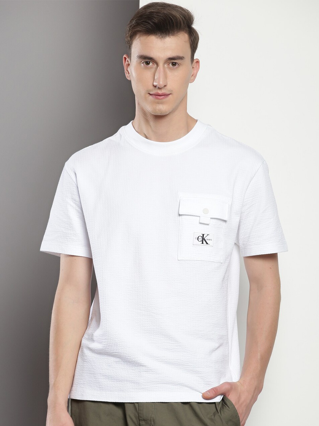 

Calvin Klein Round Neck Cotton Relaxed Fit T-shirt, White