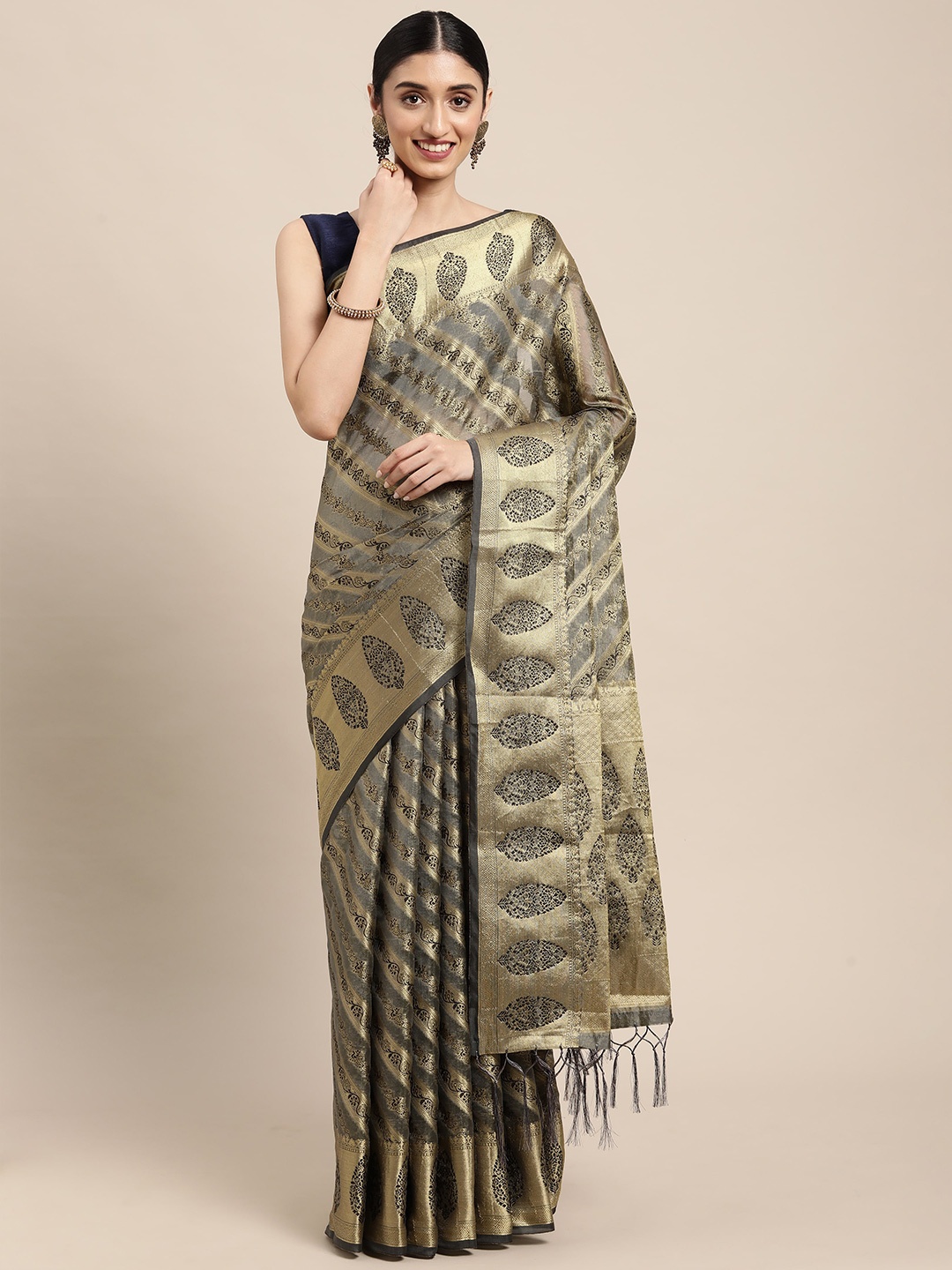 

Dori Ethnic Motifs Woven Design Organza Saree, Grey