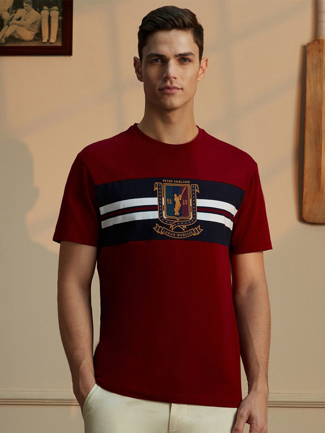 

Peter England Casuals T-shirt, Red