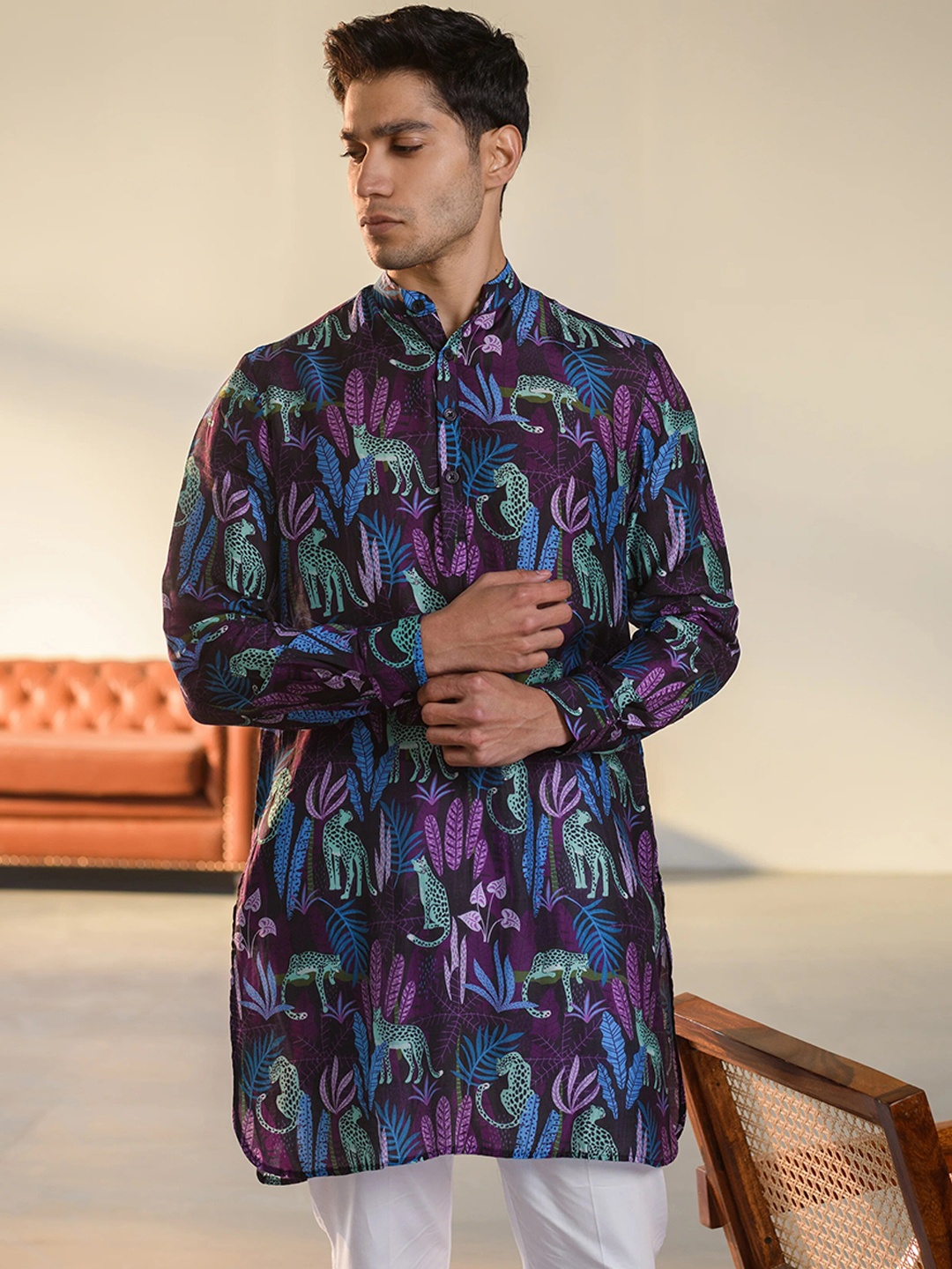 

QB MEN Floral Printed Pure Cotton Straight Kurta, Black