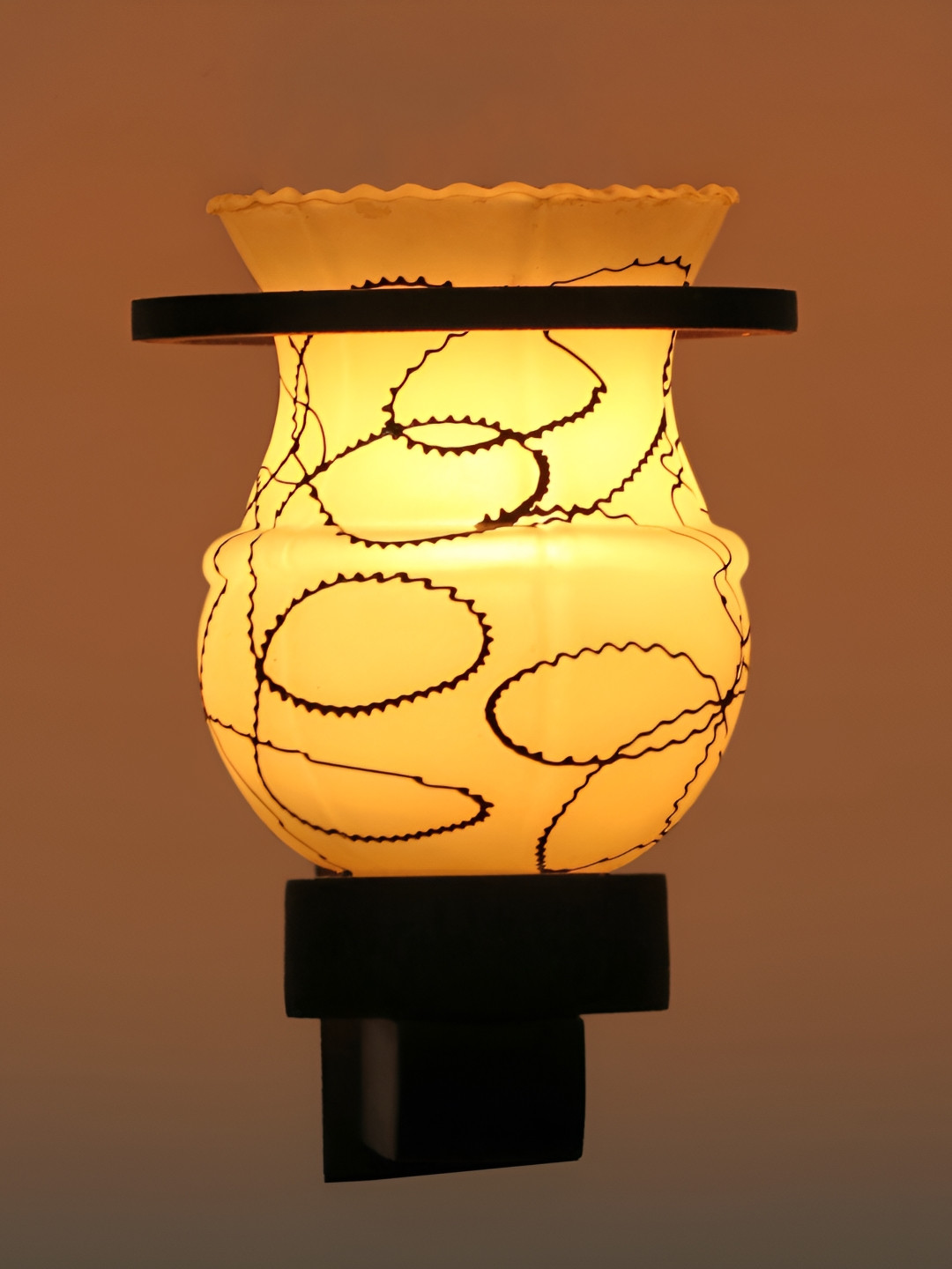 

Afast White & Black Printed Abstract Shaped Glass Wall Lamp