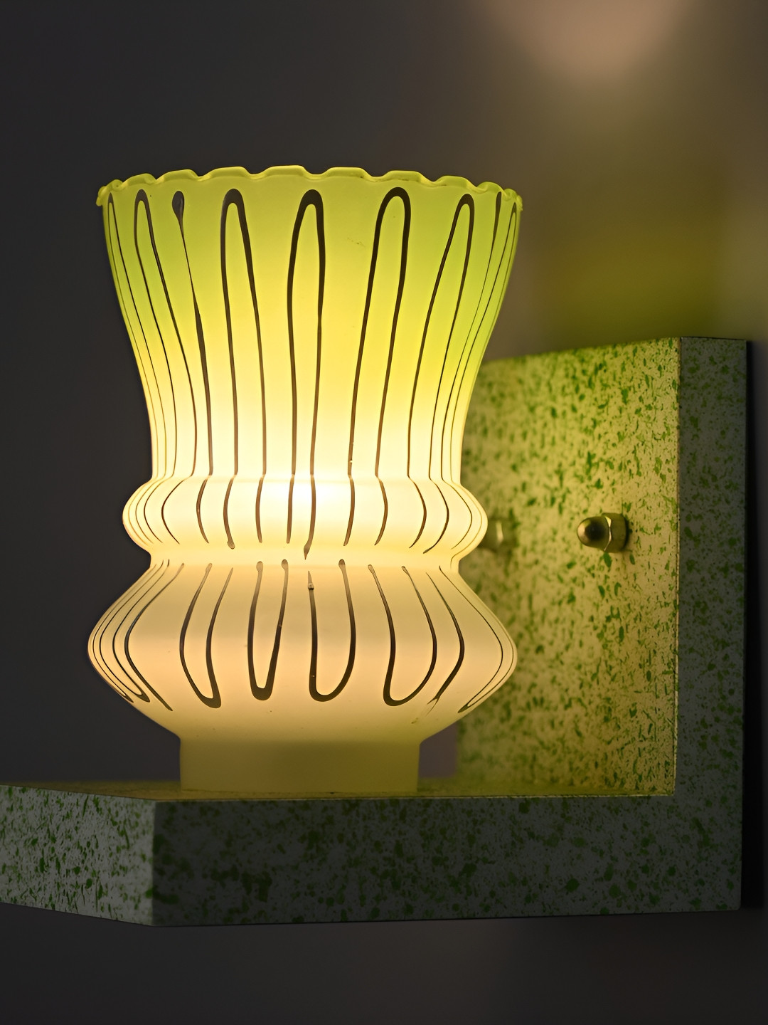 

Afast White & Green Abstract Glass Wall Lamp